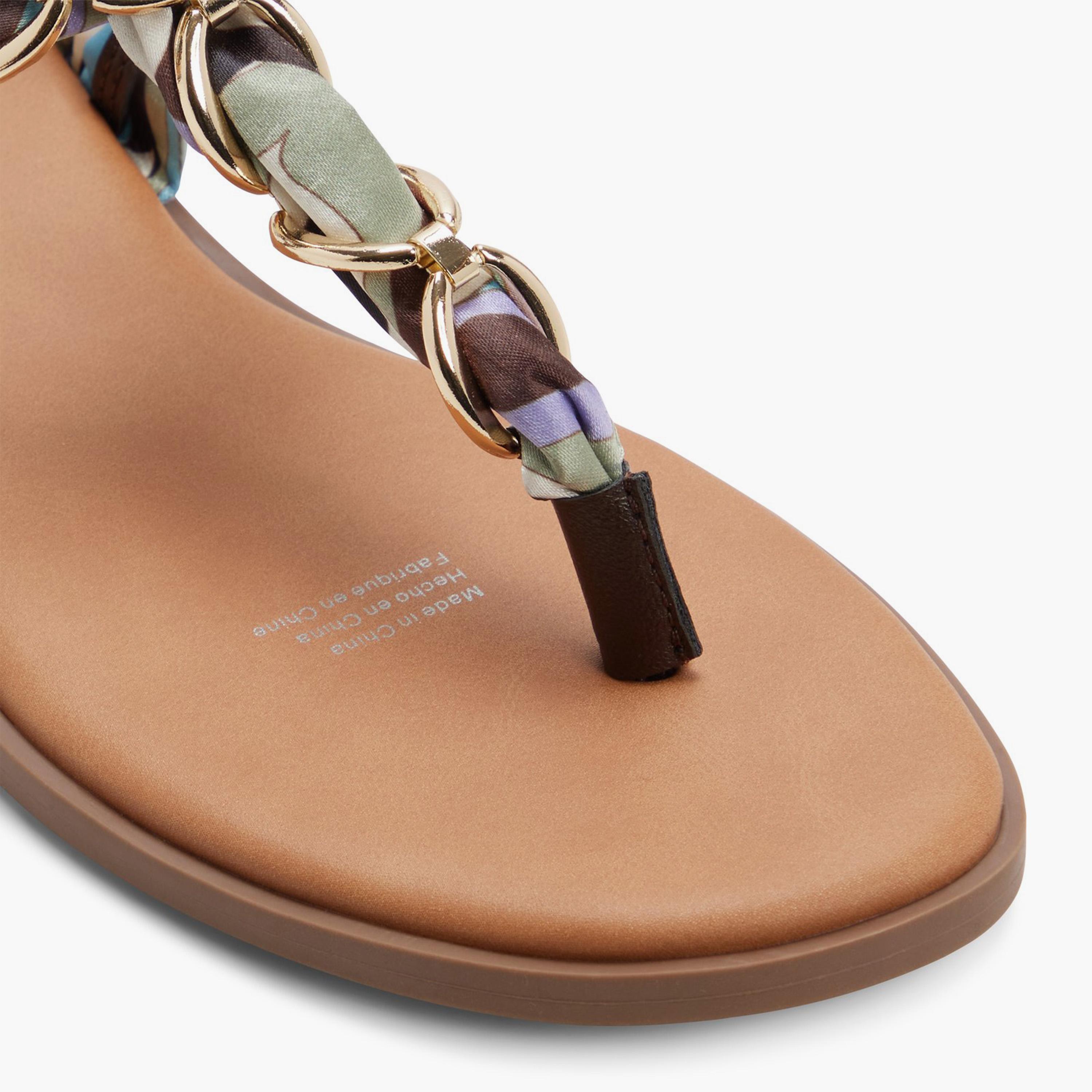 كول ات سبرينغ - صندل رافينا نسائي مسطح بإبزيم | 30RAVENNAA-women-shoes-sandals-flats-image-2
