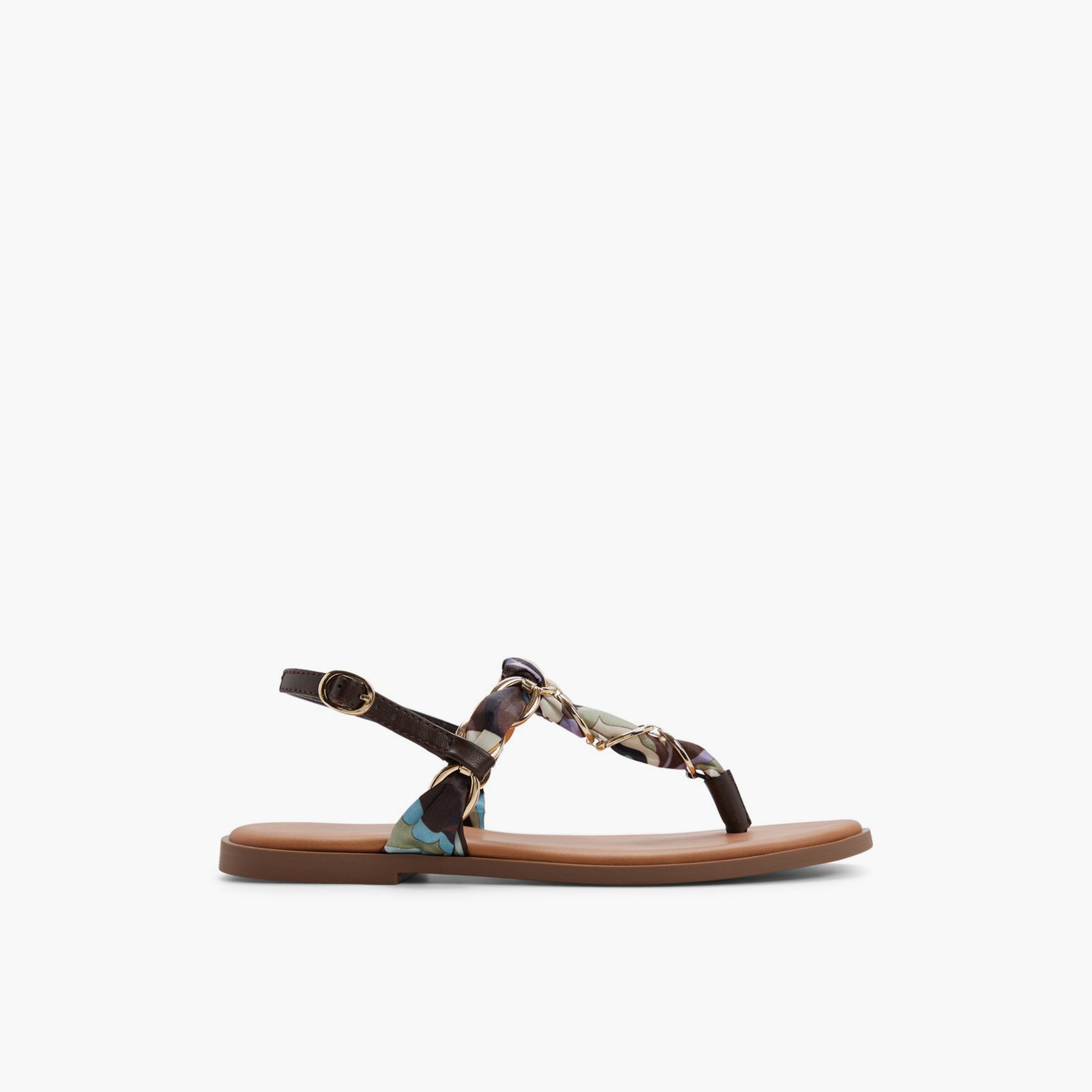 كول ات سبرينغ - صندل رافينا نسائي مسطح بإبزيم | 30RAVENNAA-women-shoes-sandals-flats-image-3