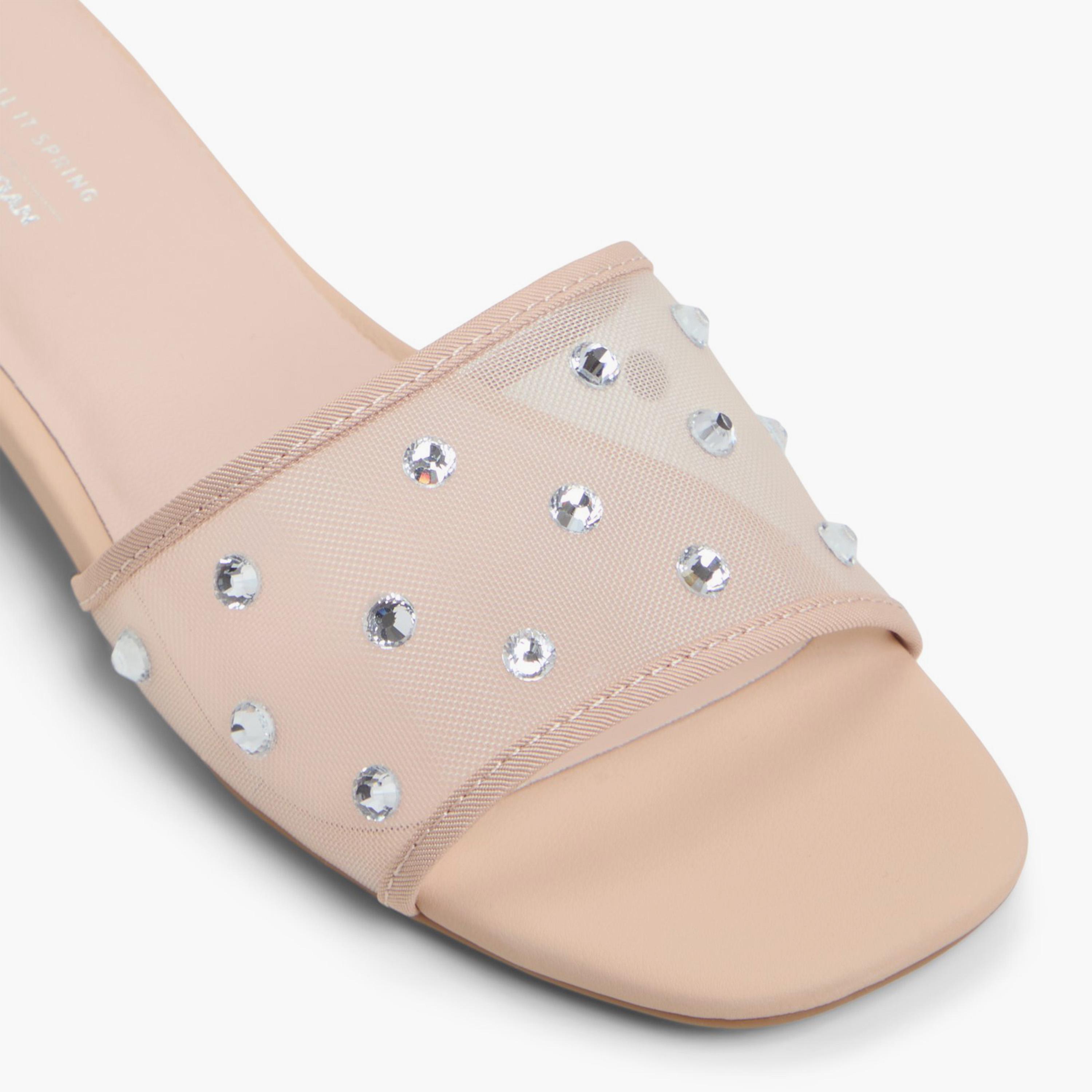 كول ات سبرينغ- صندل سهل الارتداء للنساء | 30SAKINAH-women-shoes-sandals-flats-image-2