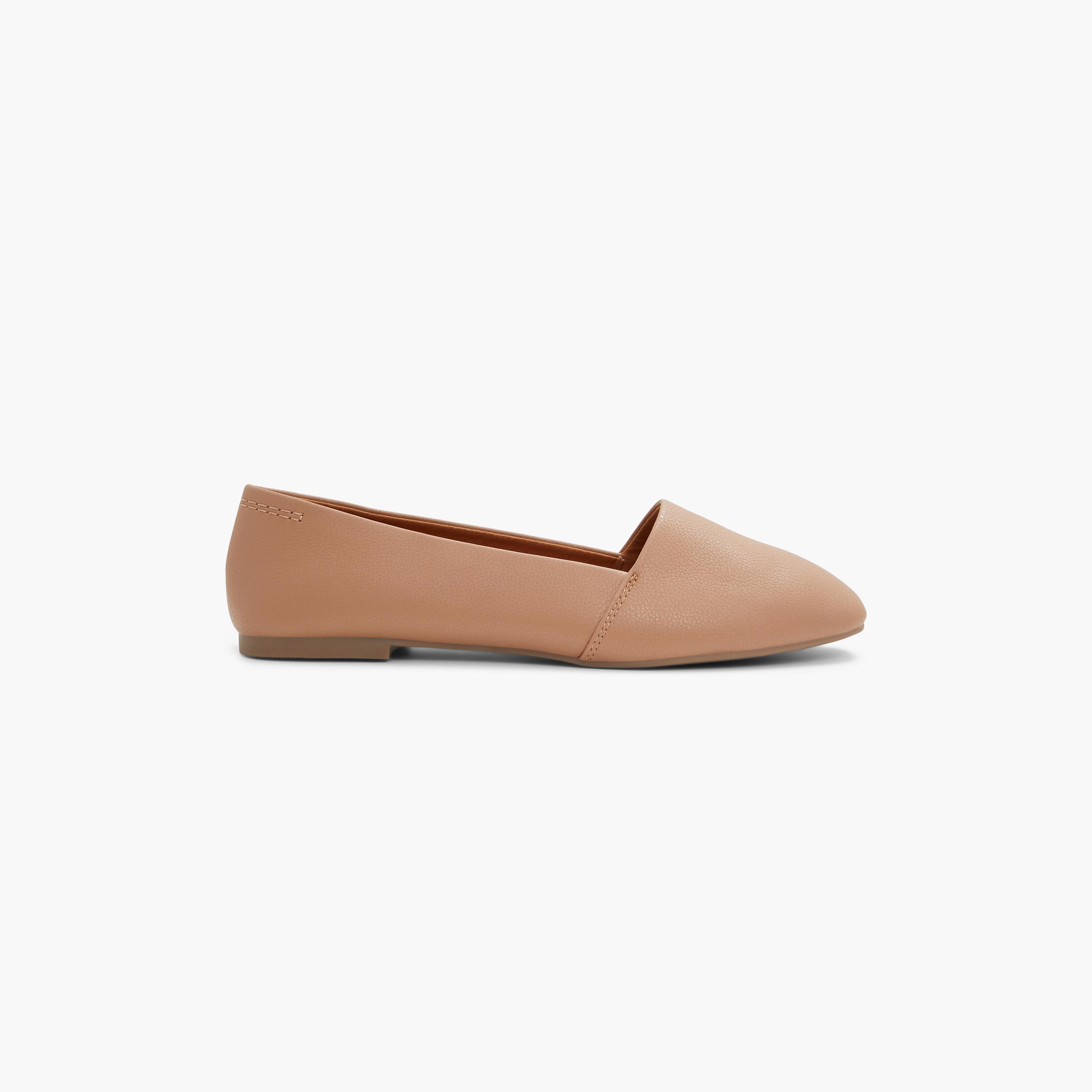كول ات سبرينج حذاء لوفر بلمعة للنساء | 30SAMANTHA-women-shoes-loafersandmoccasins-image-17