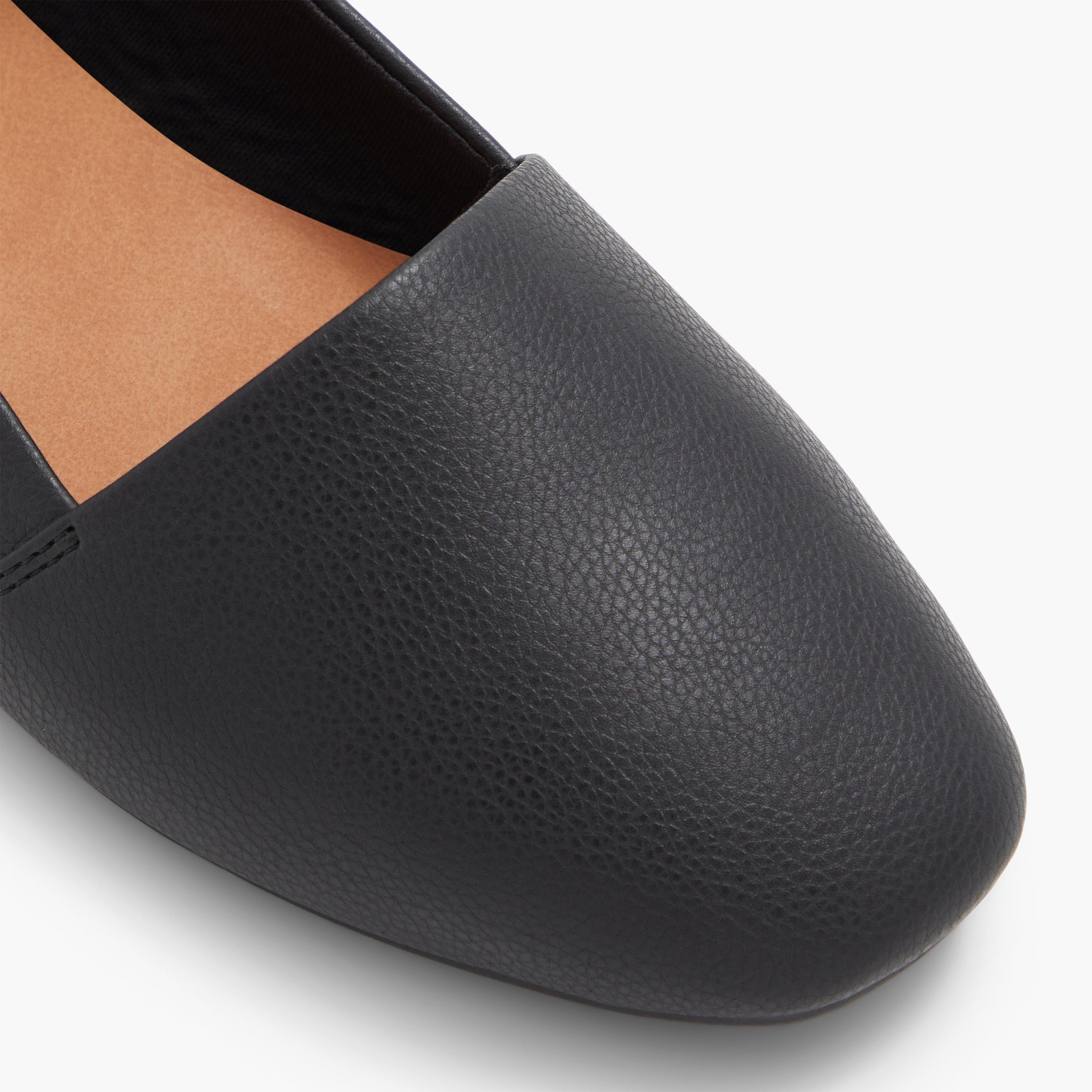 كول ات سبرينج حذاء لوفر بلمعة للنساء | 30SAMANTHA-women-shoes-loafersandmoccasins-image-26