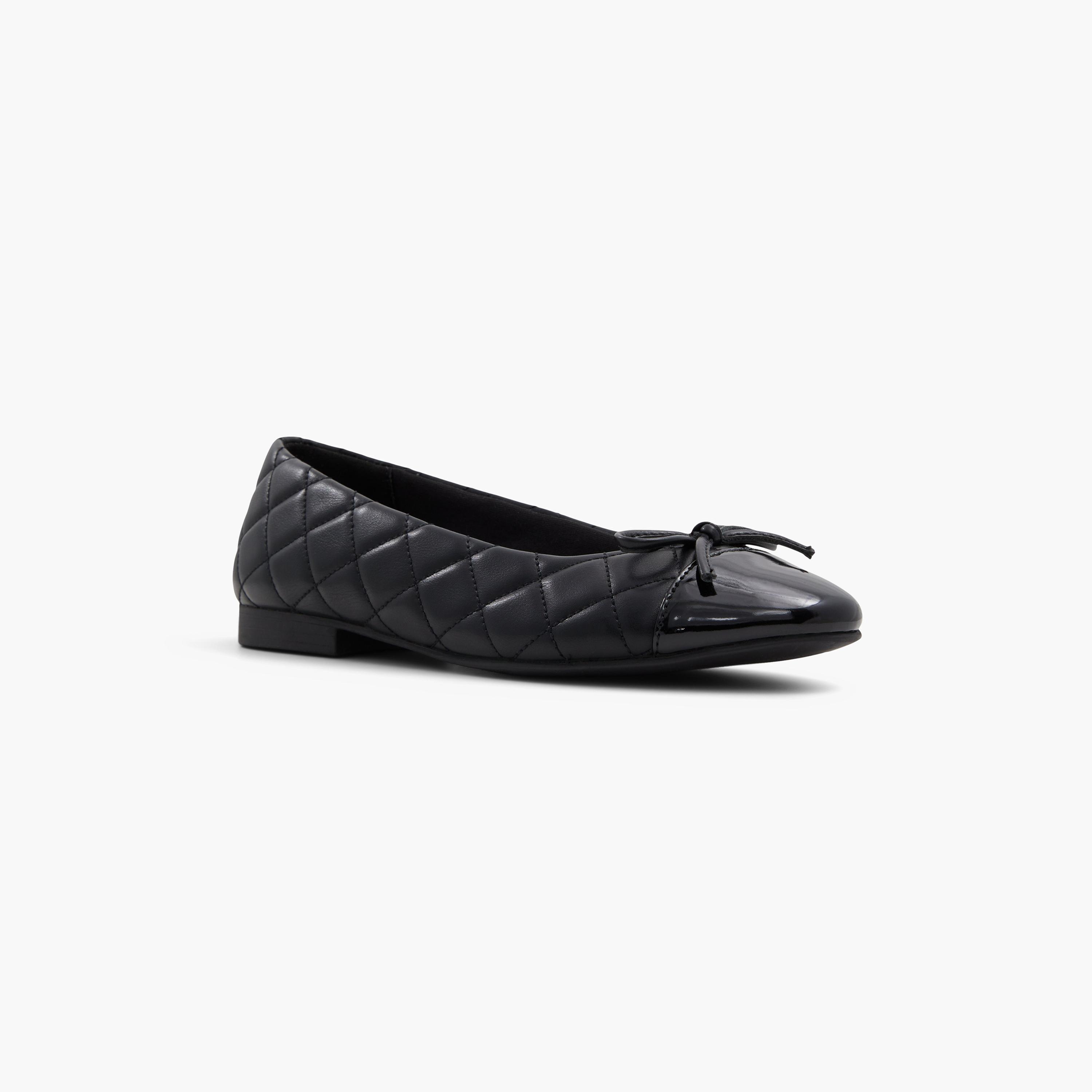 كول ات سبرينج حذاء بالارينا نسائي بمقدمة مستديرة وفيونكة 30SWEETY-women-shoes-ballerinas-image-1