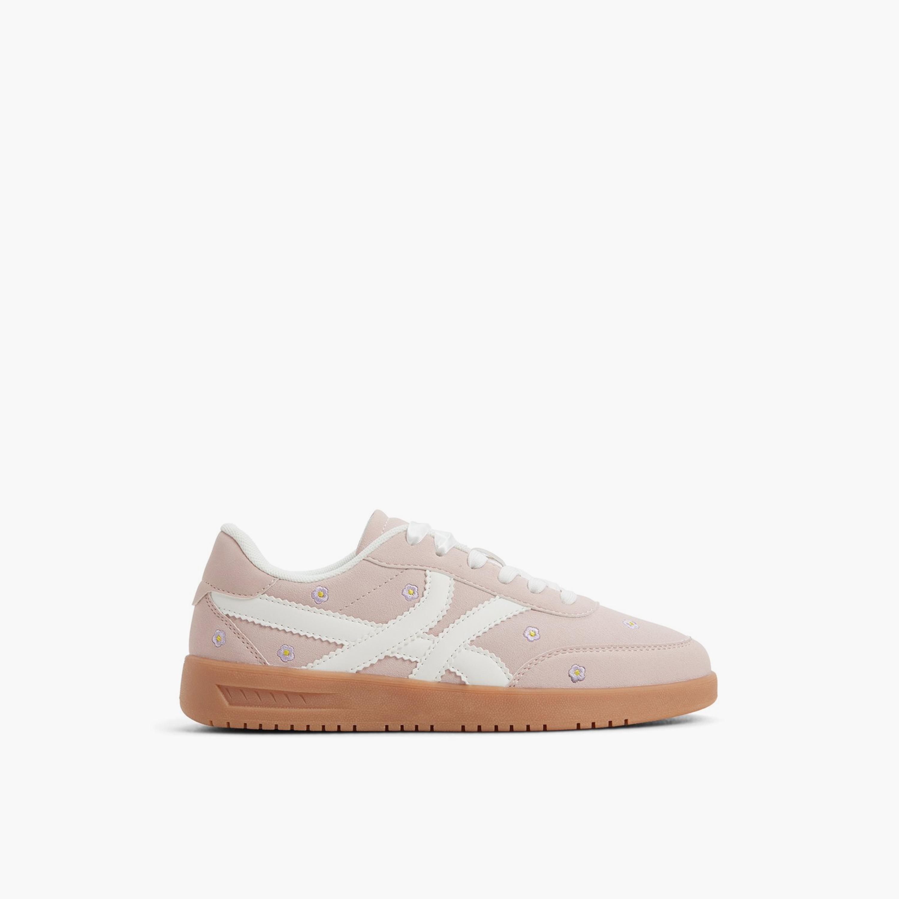 كول ات سبرينغ - حذاء رياضي سينثيا نسائي برباط أمامي كاحل منخفض مسطح | 30SYNTHIA-women-shoes-sneakers-image-3