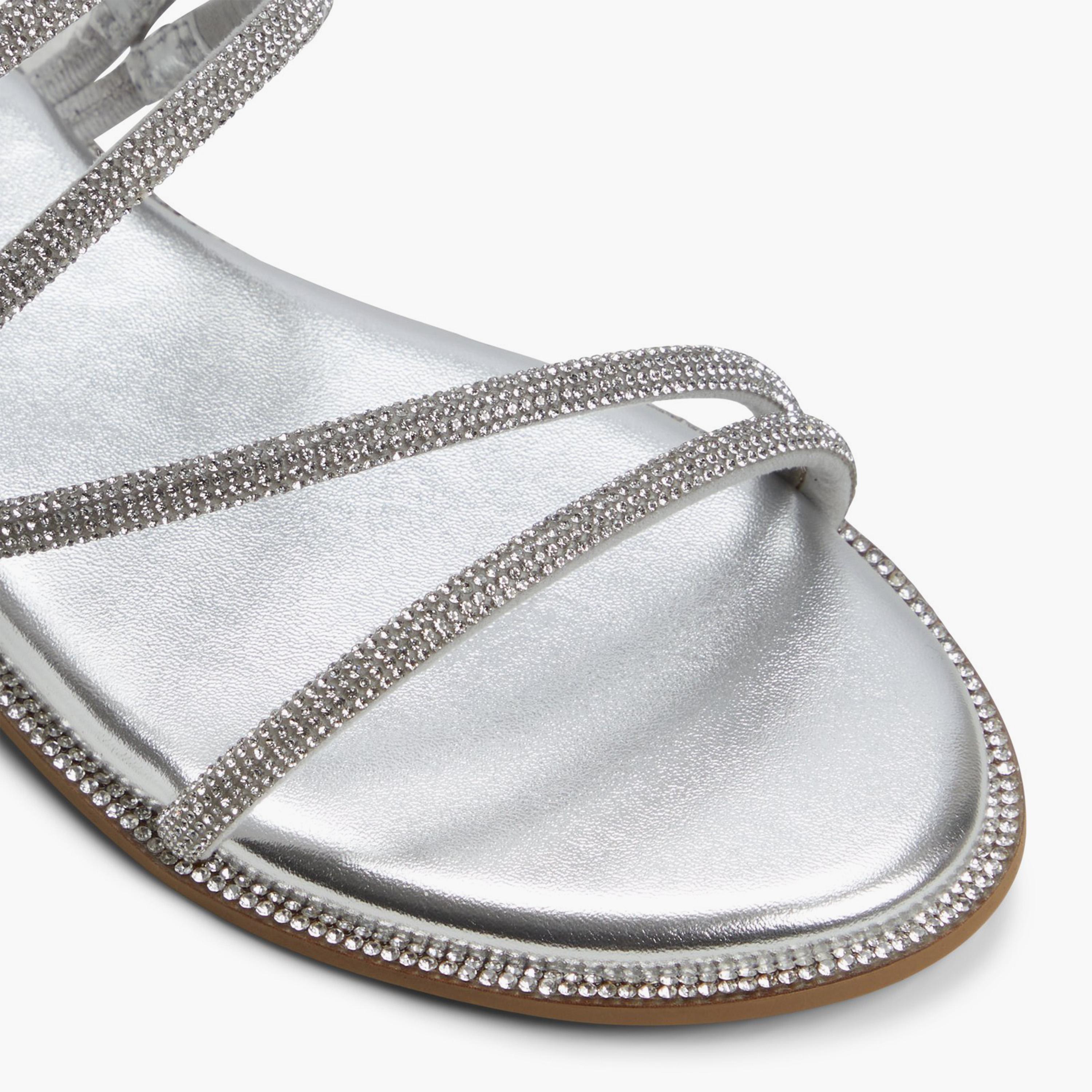 كول ات سبرينغ- صندل سهل الارتداء للنساء | 30VAMIKA-women-shoes-sandals-flats-image-2
