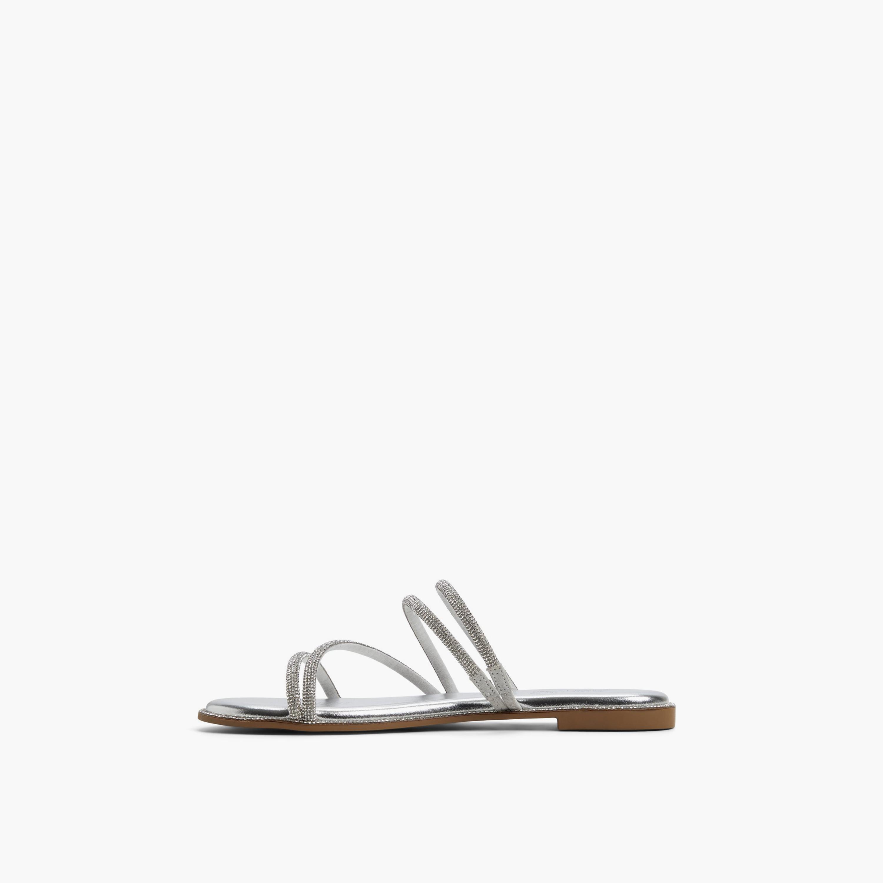كول ات سبرينغ- صندل سهل الارتداء للنساء | 30VAMIKA-women-shoes-sandals-flats-image-4