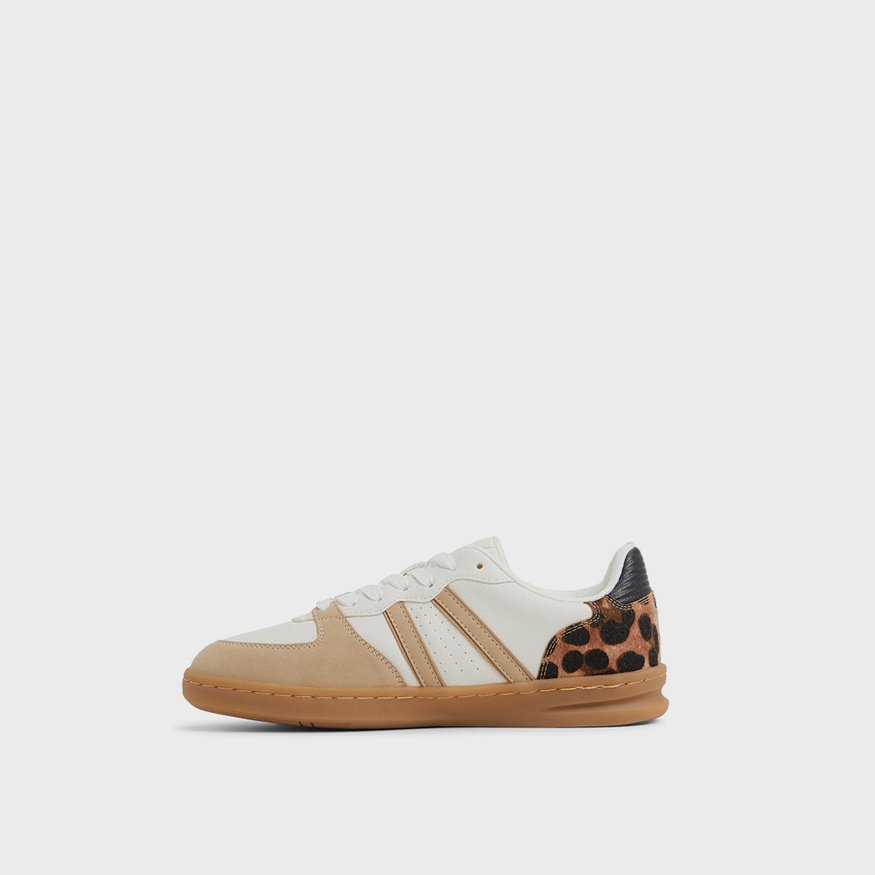 كول ات سبرينغ - حذاء رياضي برباط حتى الكاحل للنساء | 30YOSHIDAA-women-shoes-sneakers-image-3