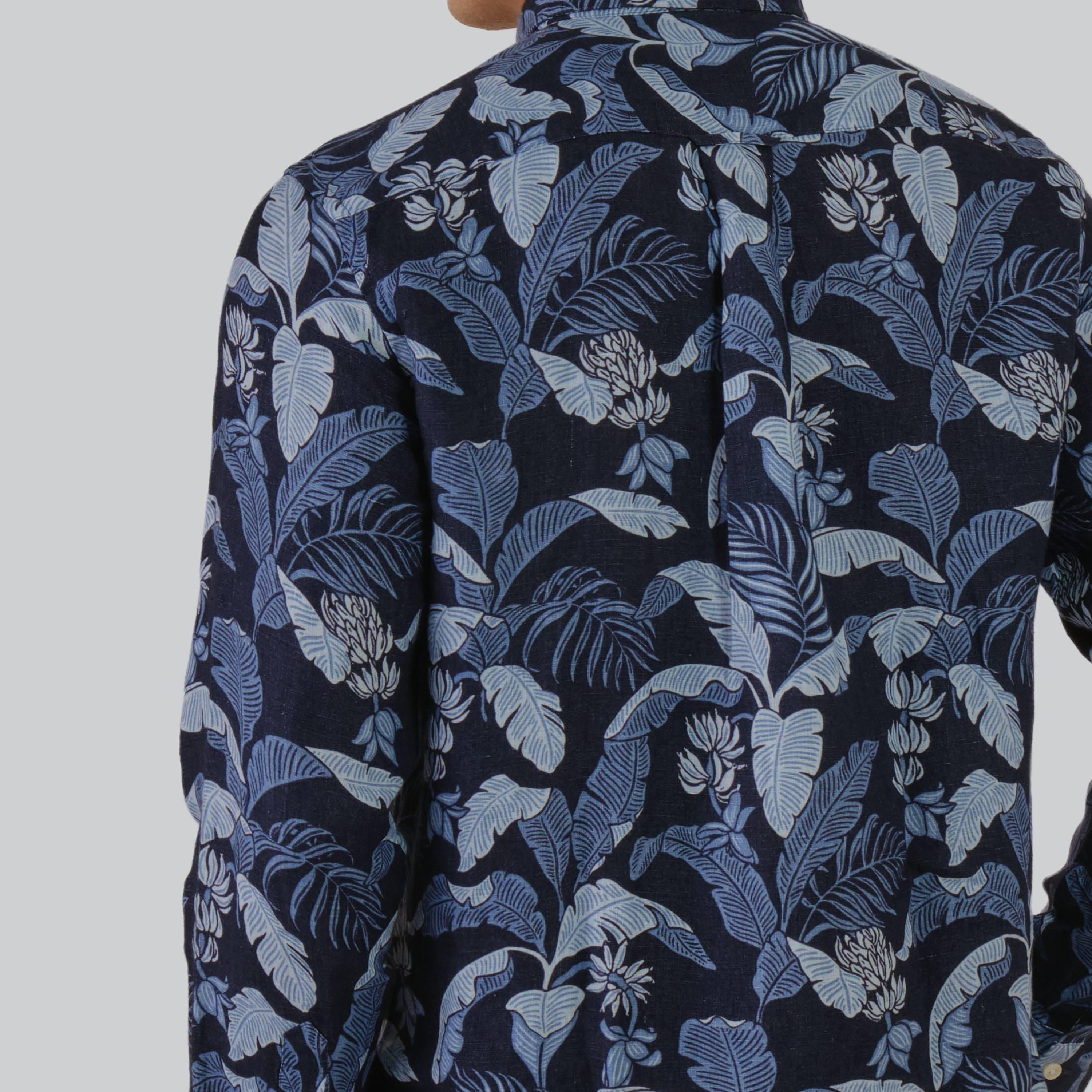 قميص رجالي بأكمام طويلة وياقة بأزرار سفلية وقصة عادية من Gant-men-clothing-shirts-image-7