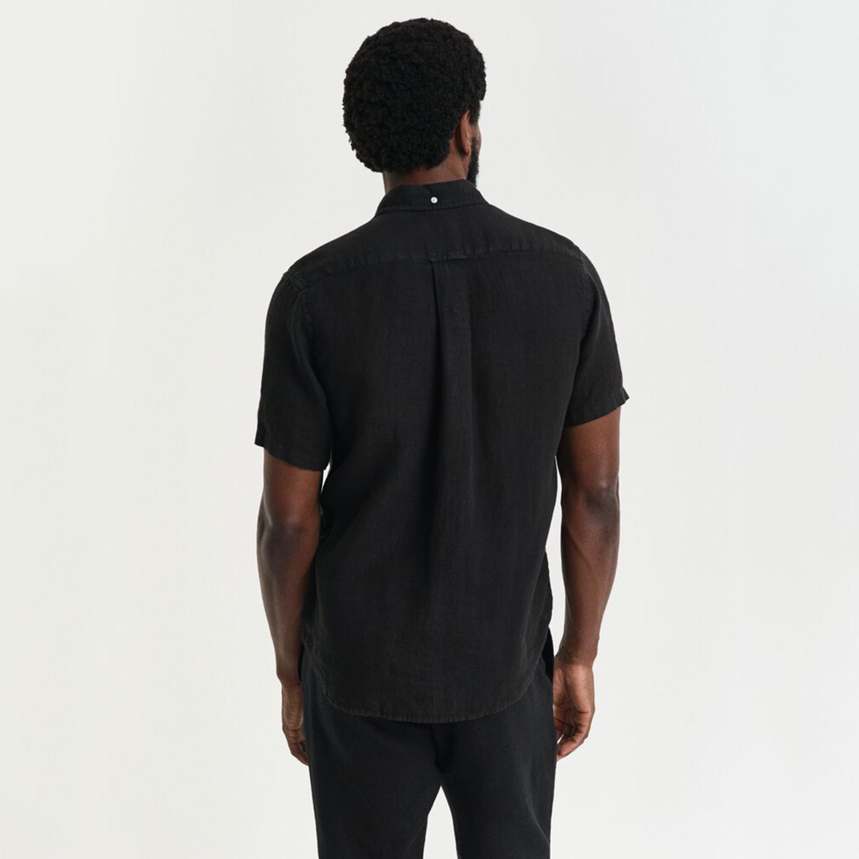 قميص رجالي من الكتان السادة بقصة عادية وياقة وأزرار وأكمام قصيرة من جانت-men-clothing-shirts-image-4