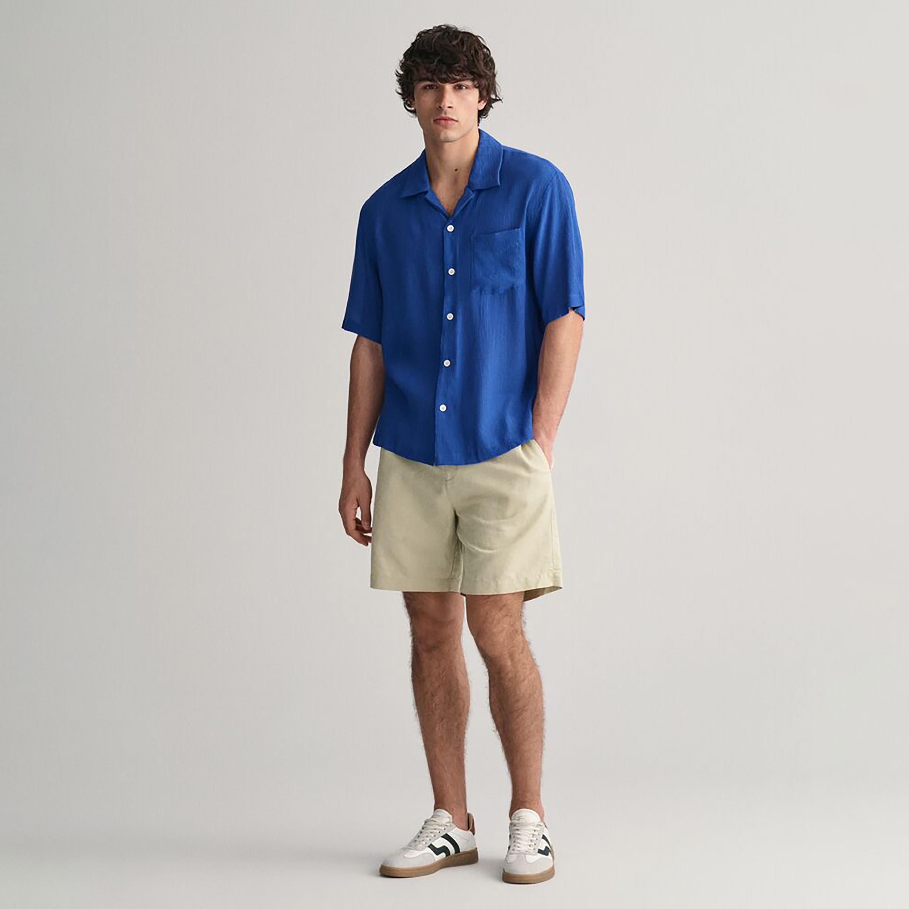 Gant Relaxed Fit Textured Resort Collar Short Sleeves Men's Shirt-men-clothing-shirts-image-5