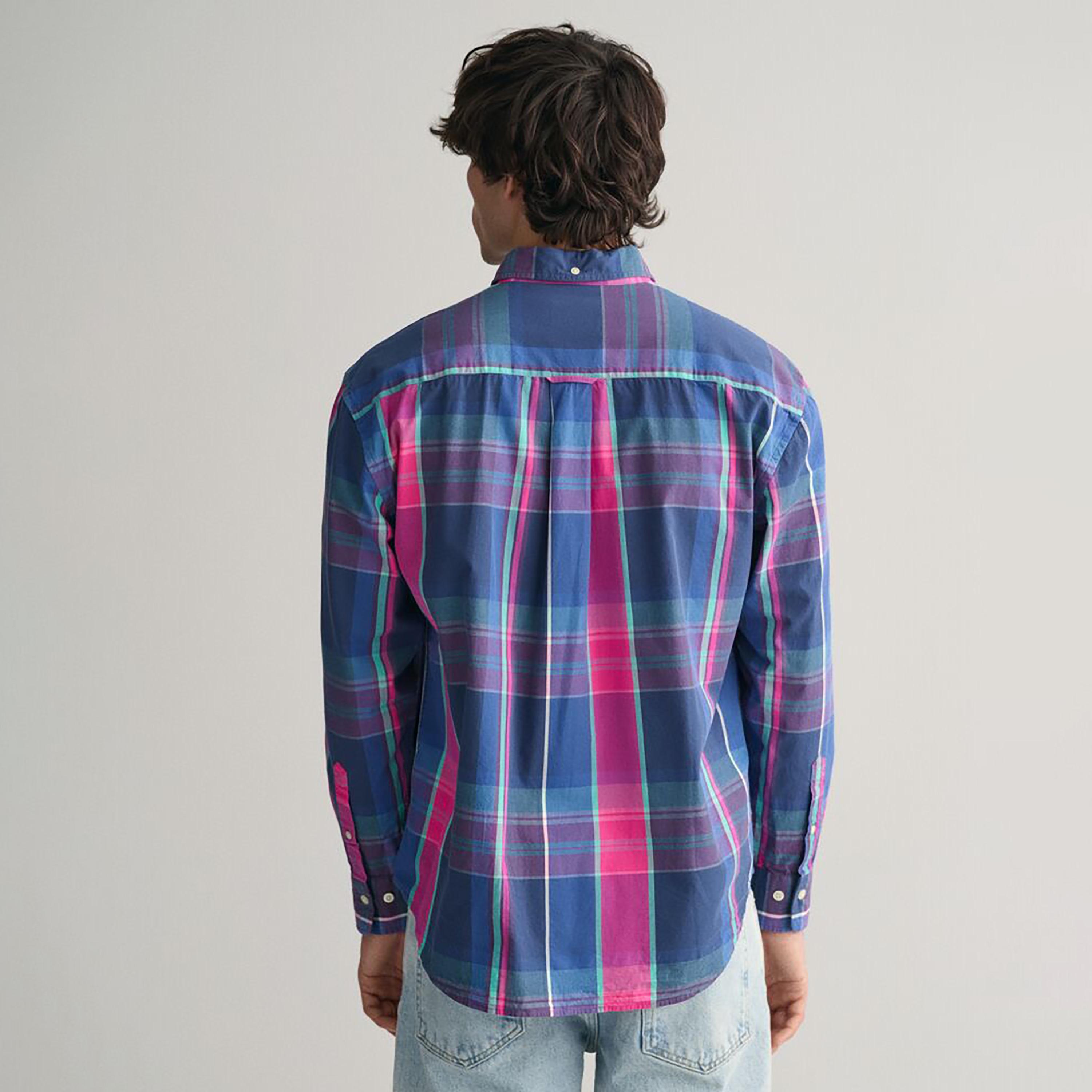 قميص رجالي بأكمام طويلة وياقة بأزرار سفلية ومقاس مريح من قماش الترتان من Gant-men-clothing-shirts-image-4
