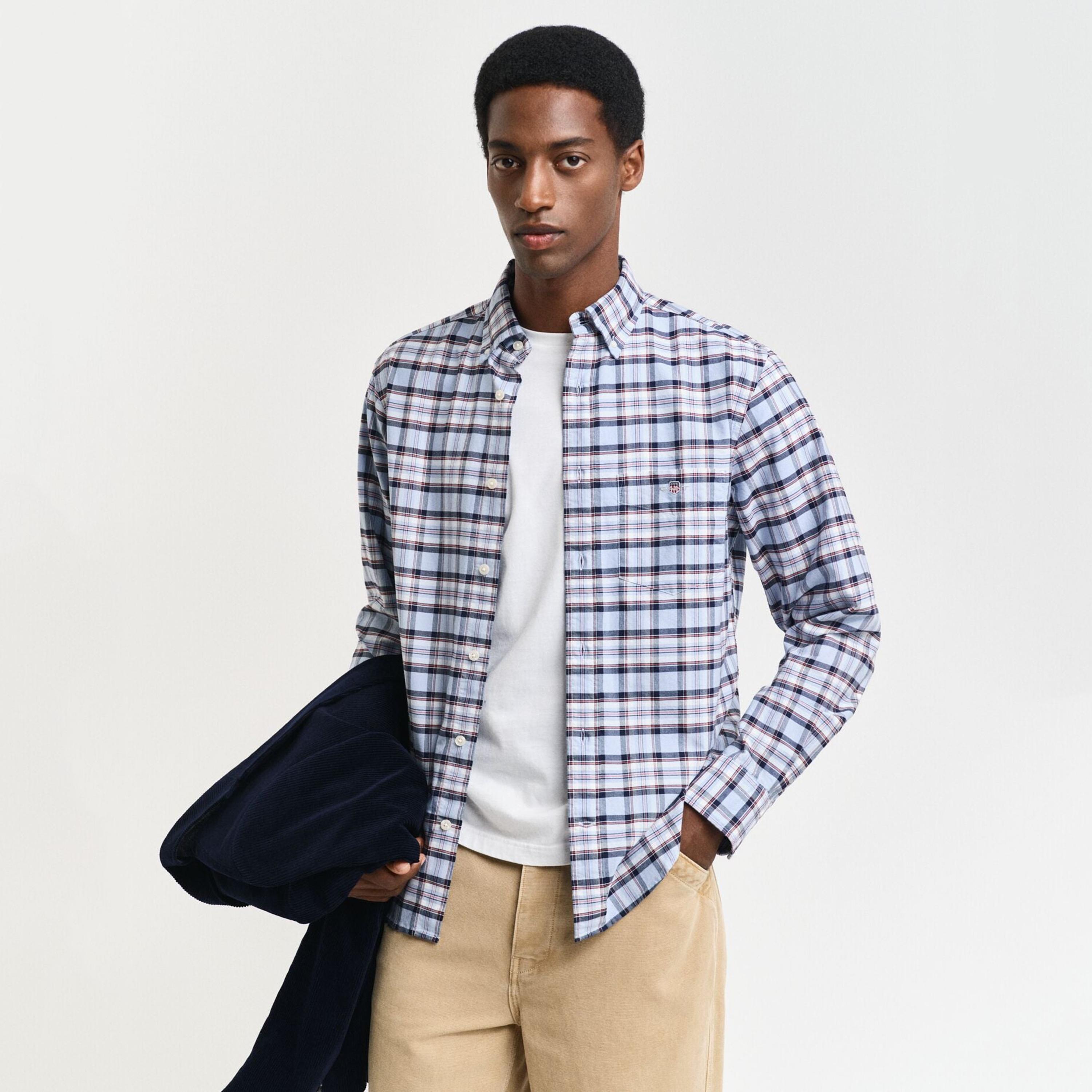 قميص رجالي بقصة عادية بياقة بأزرار سفلية كاروهات وأكمام طويلة من جانت.-men-clothing-shirts-image-1