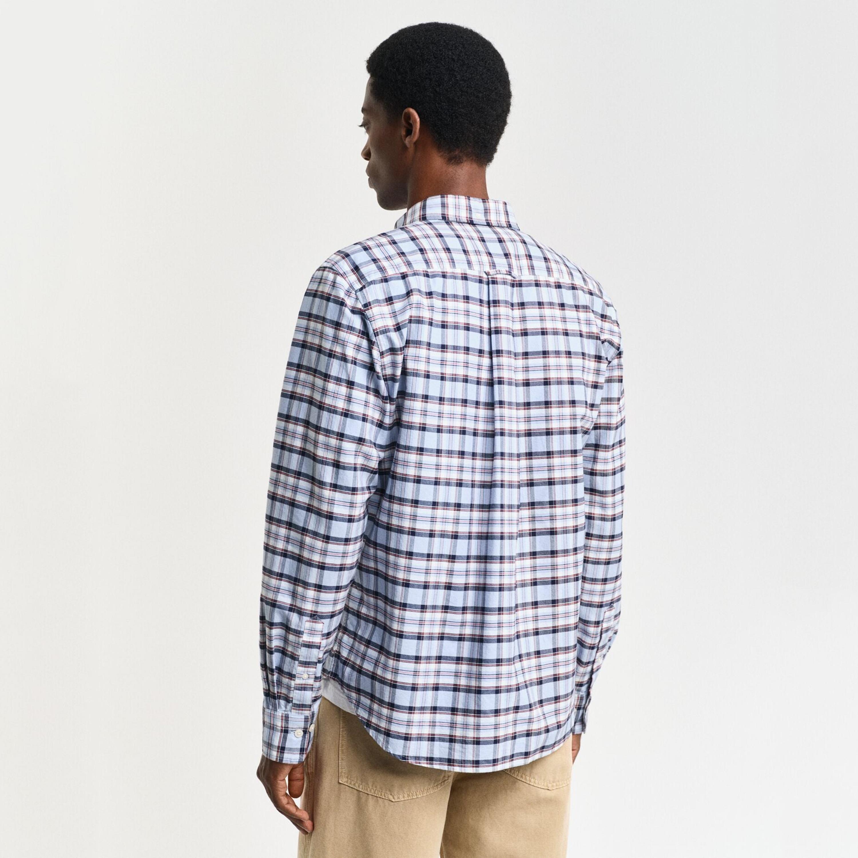 قميص رجالي بقصة عادية بياقة بأزرار سفلية كاروهات وأكمام طويلة من جانت.-men-clothing-shirts-image-4