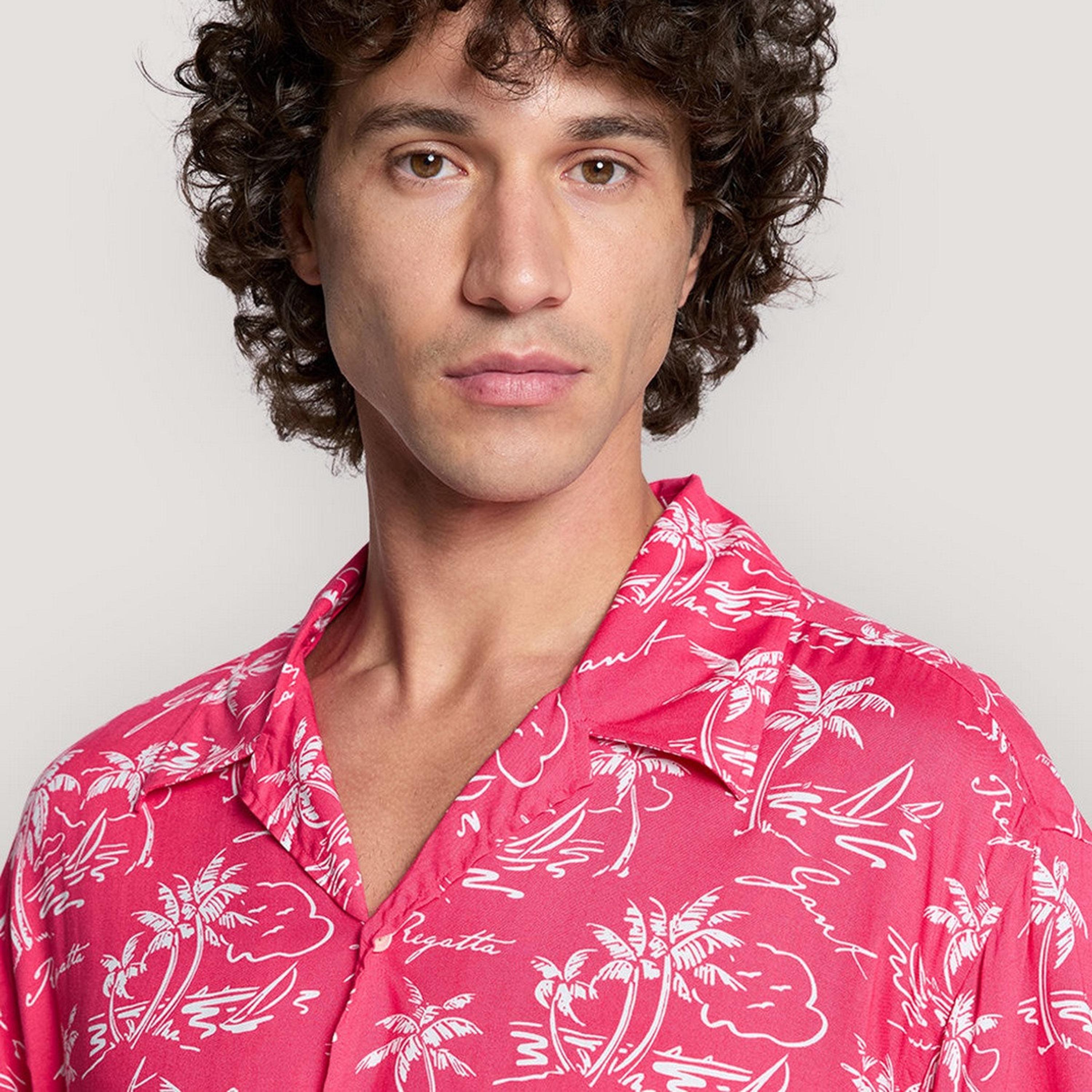 Gant Relaxed Fit Tropical Print Resort Collar Short Sleeves Men's Shirt-men-clothing-shirts-image-3