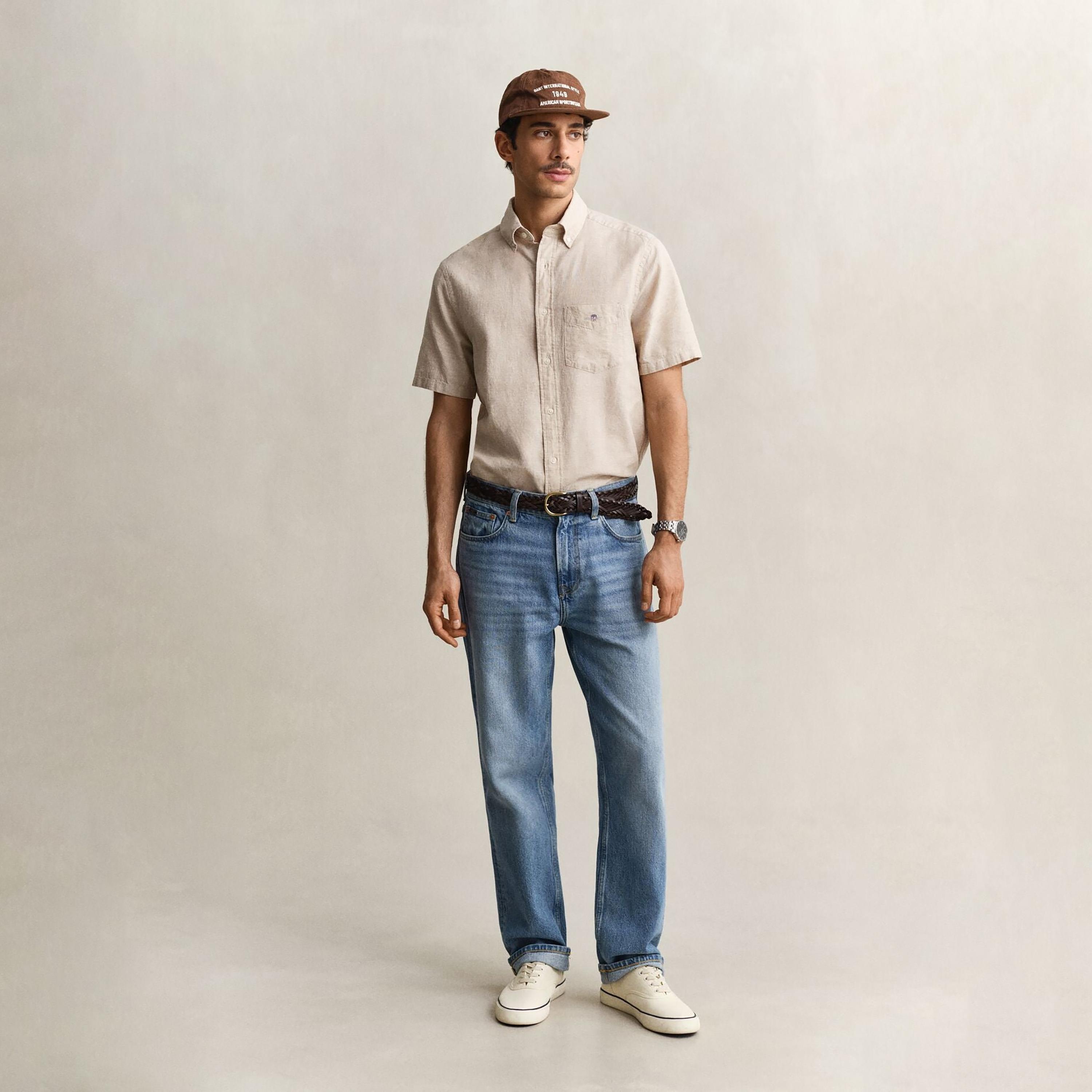 قميص رجالي من الكتان السادة بقصة عادية وياقة وأزرار وأكمام قصيرة من جانت-men-clothing-shirts-image-7