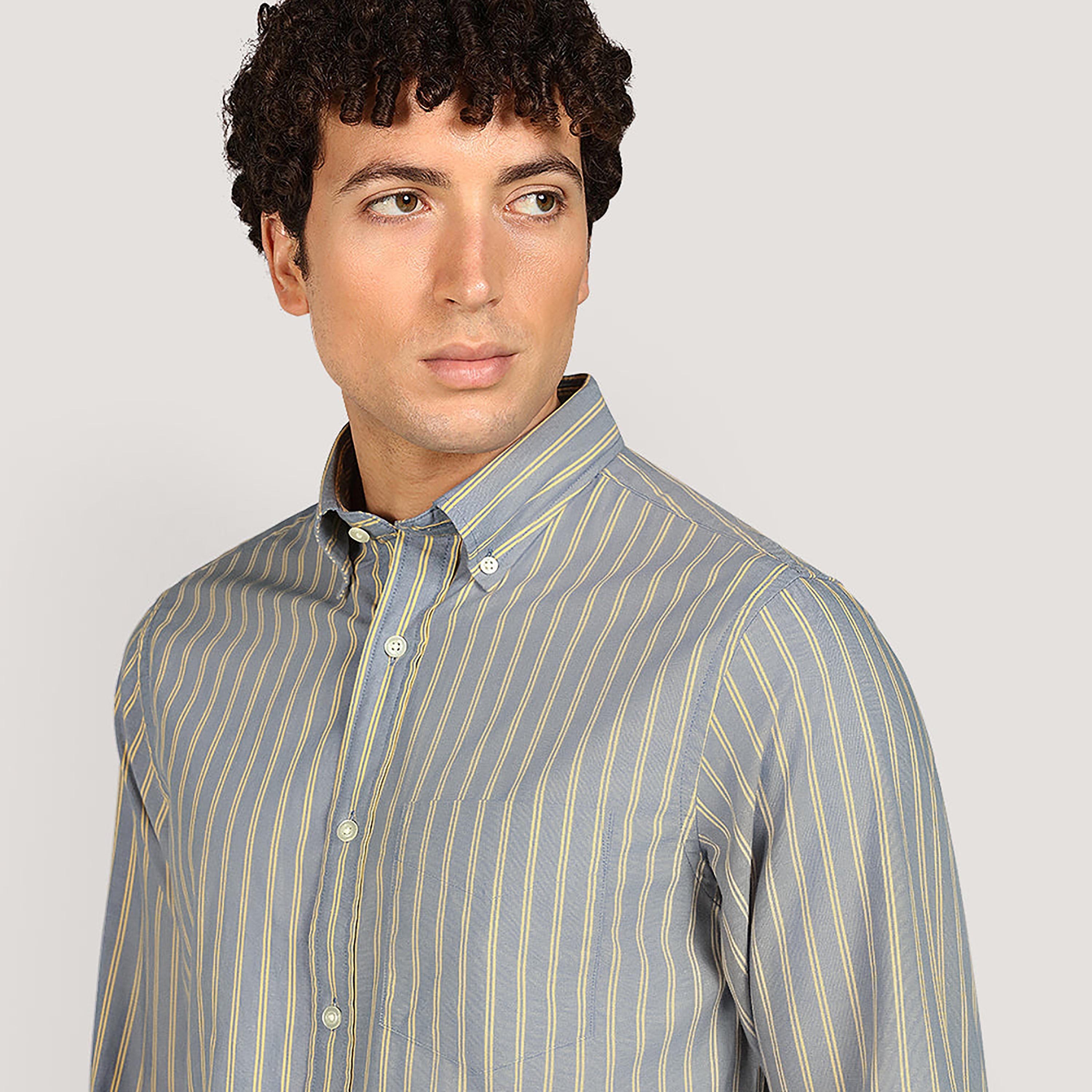 قميص بوبلين رجالي بقصة عادية بياقة بأزرار وأكمام طويلة، مخطط من جانت-men-clothing-shirts-image-2