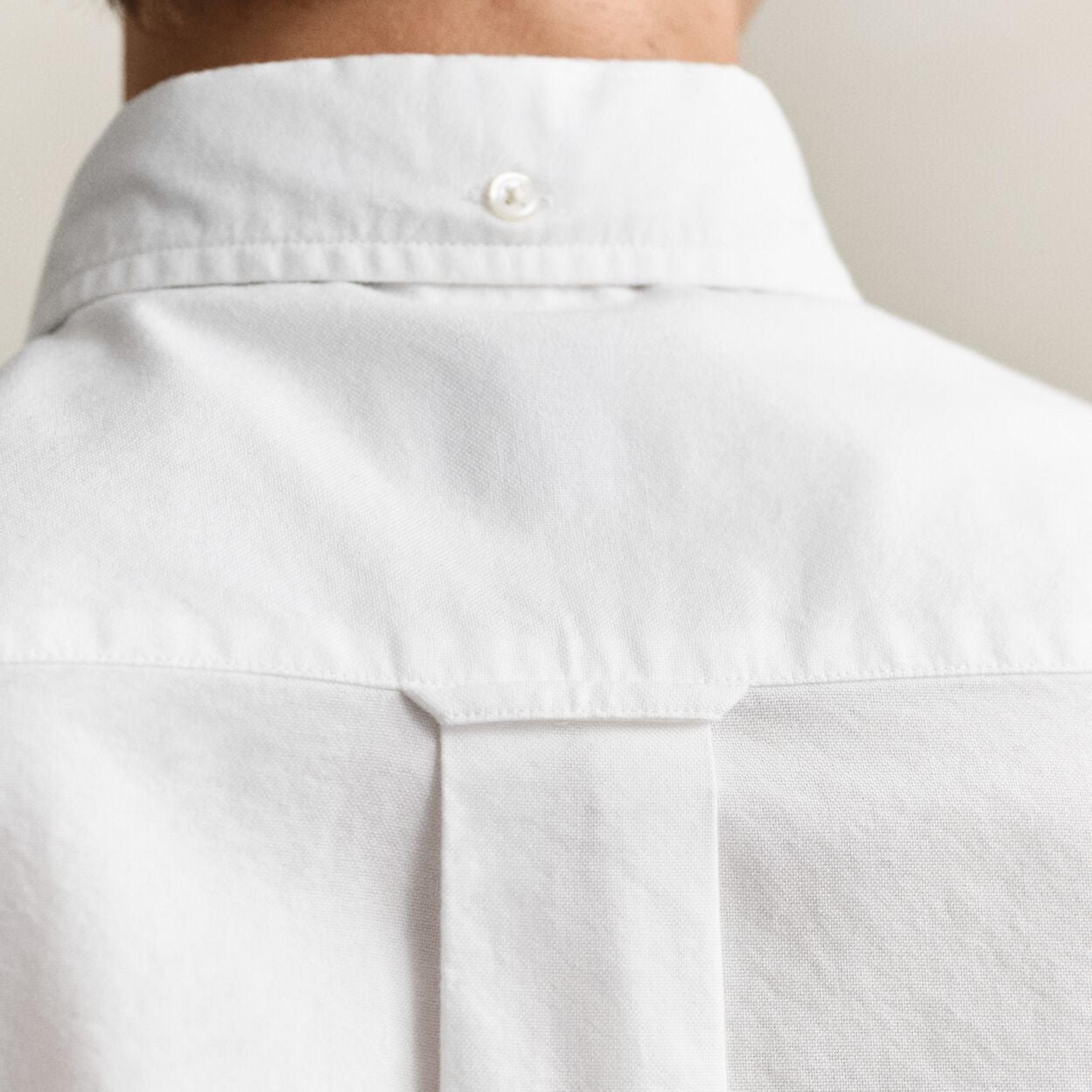 قميص رجالي بقصّة عادية وياقة بأزرار وأكمام طويلة من جانت-men-clothing-shirts-image-5
