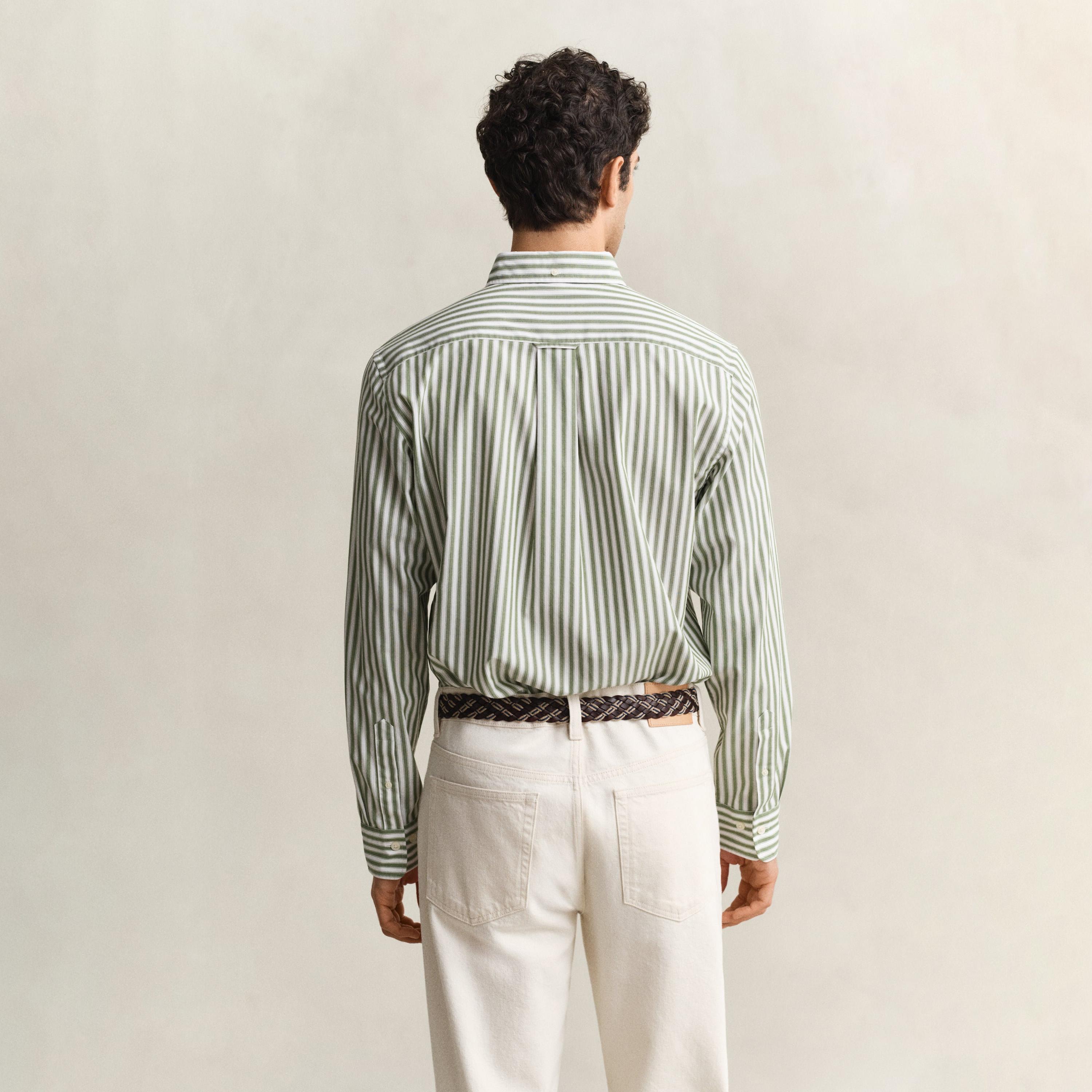 قميص رجالي مخطط بقصّة عادية وأزرار وأكمام طويلة من جانت-men-clothing-shirts-image-5
