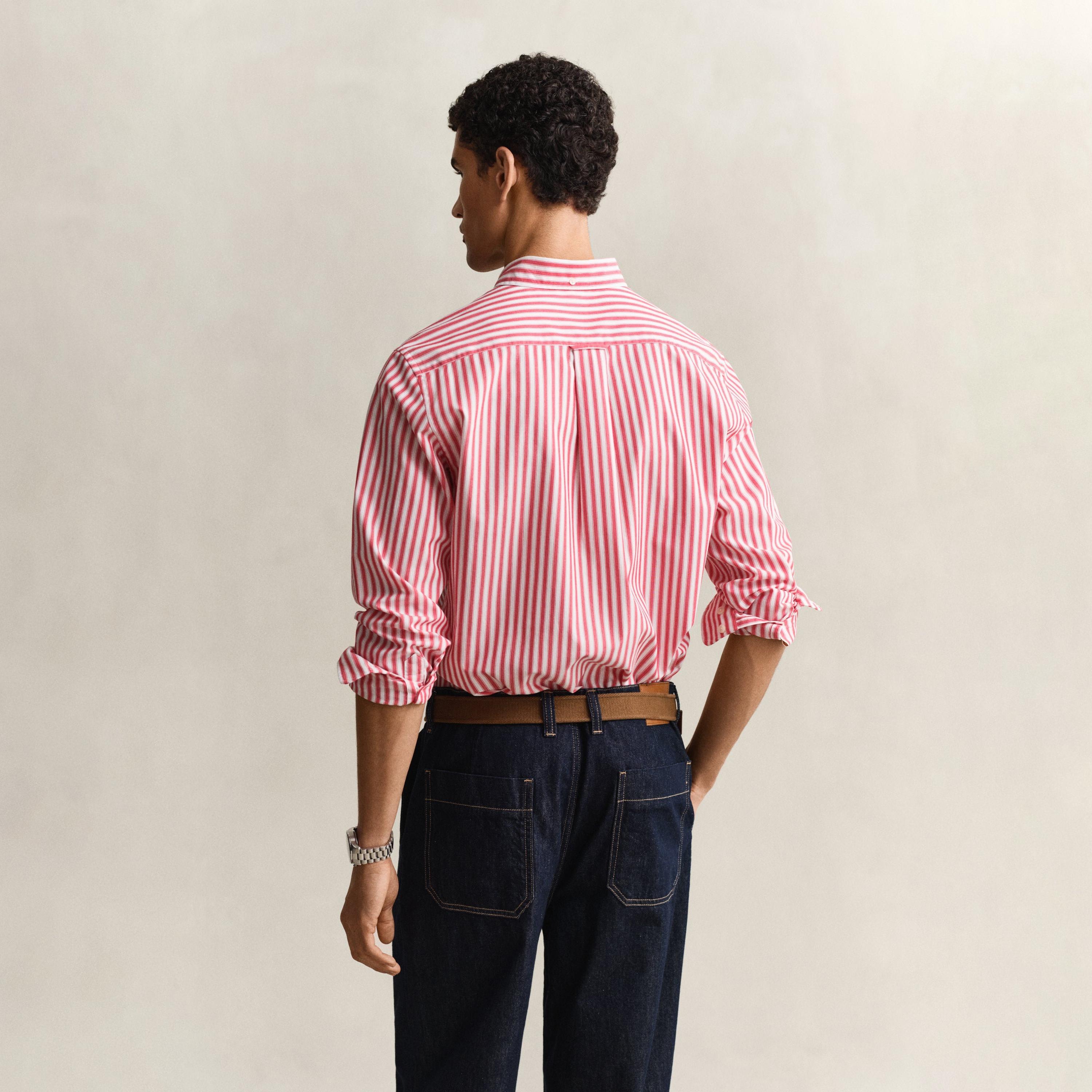 قميص رجالي مخطط بقصّة عادية وأزرار وأكمام طويلة من جانت-men-clothing-shirts-image-22