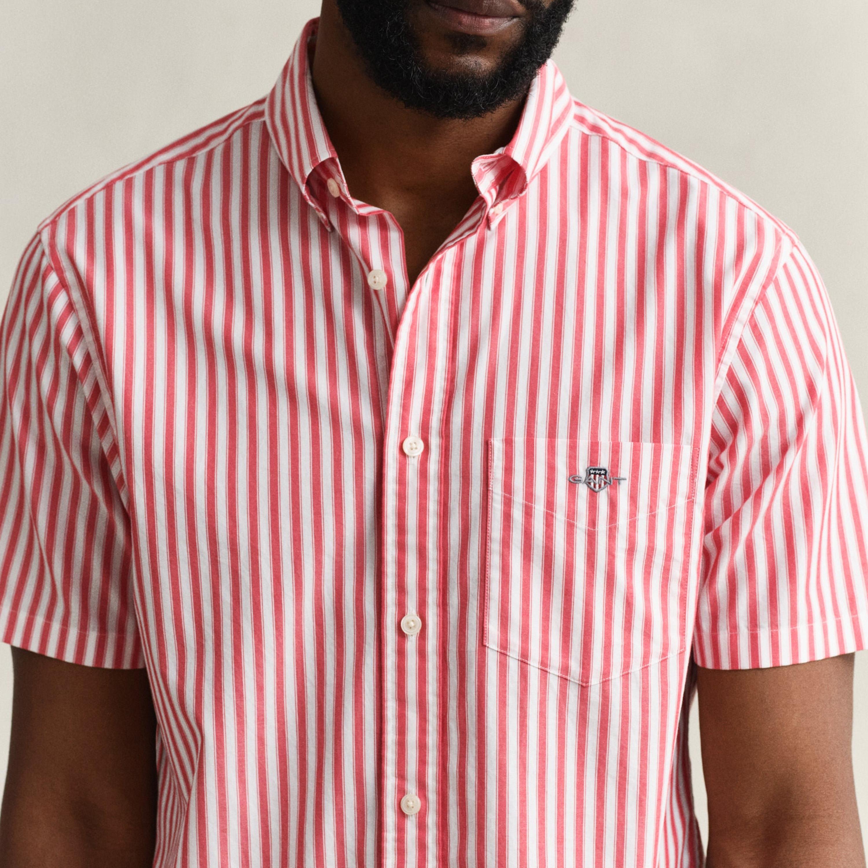 قميص رجالي بقصة عادية بياقة وأزرار سفلية مخططة وأكمام قصيرة من جانت.-men-clothing-shirts-image-20