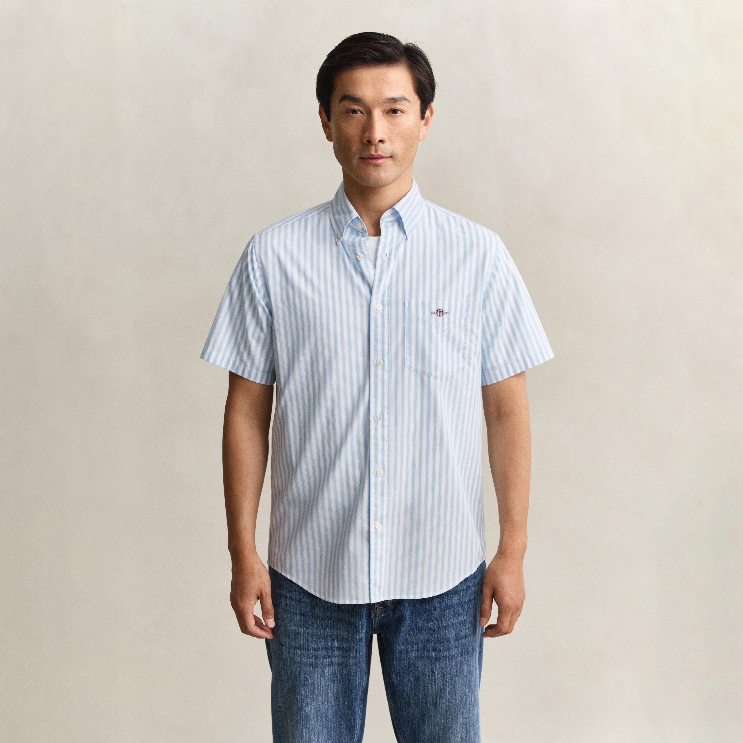قميص رجالي بقصة عادية بياقة وأزرار سفلية مخططة وأكمام قصيرة من جانت.-men-clothing-shirts-image-13
