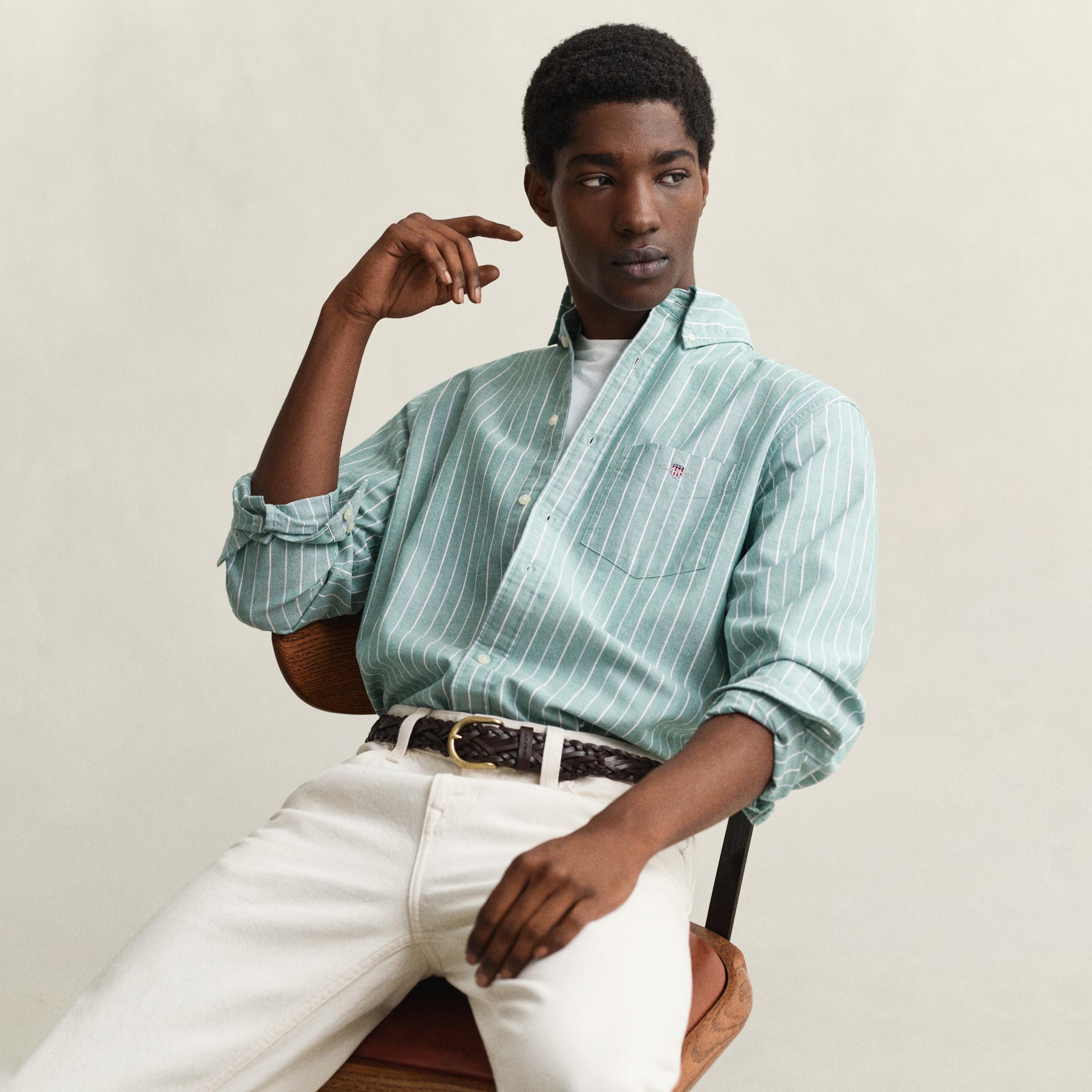 قميص رجالي مخطط بقصّة عادية وأزرار وأكمام طويلة من جانت-men-clothing-shirts-image-11