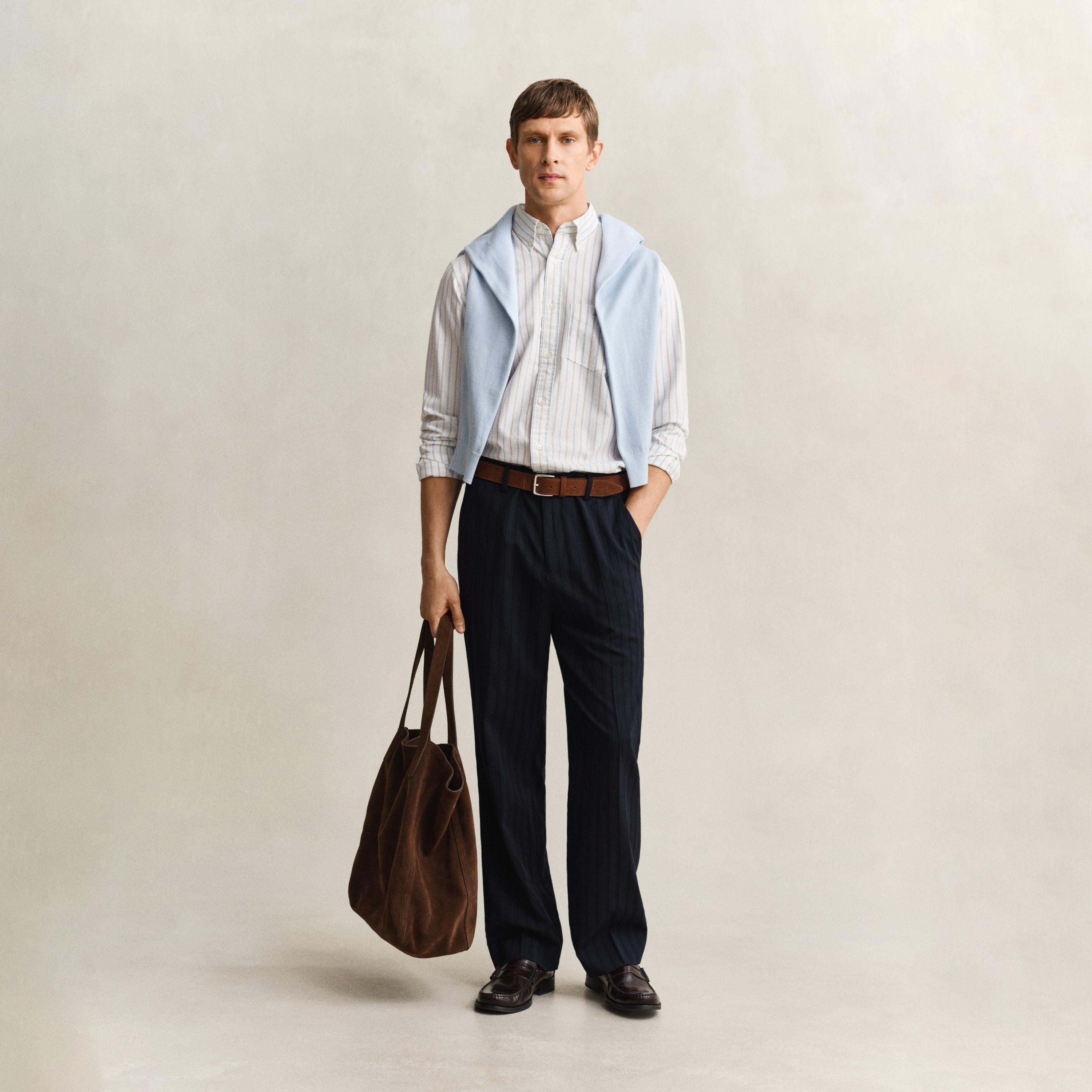قميص رجالي مخطط بقصّة عادية وأزرار وأكمام طويلة من جانت-men-clothing-shirts-image-3