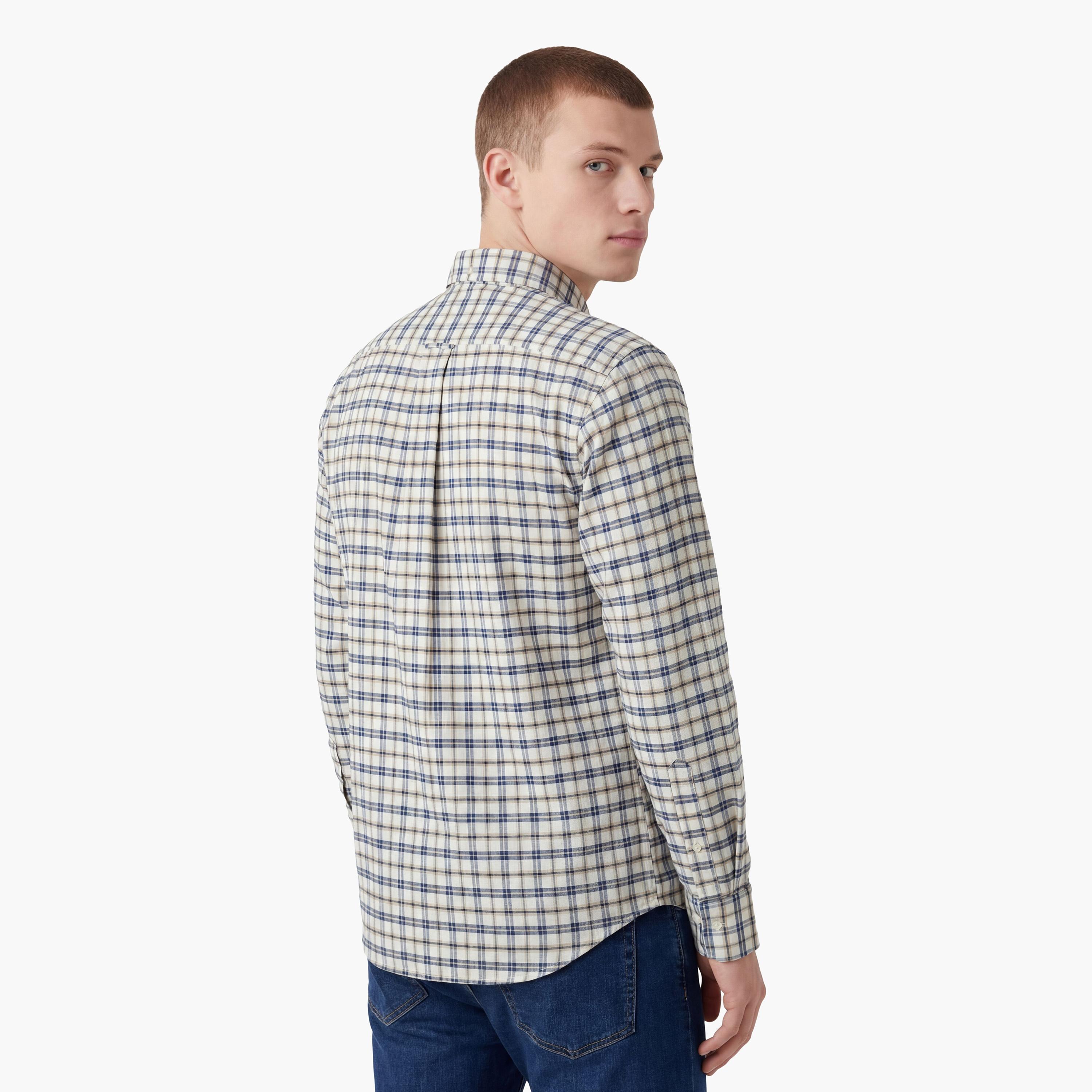 قميص رجالي بقصّة عادية وأكمام طويلة وياقة بأزرار من جانت-men-clothing-shirts-image-10