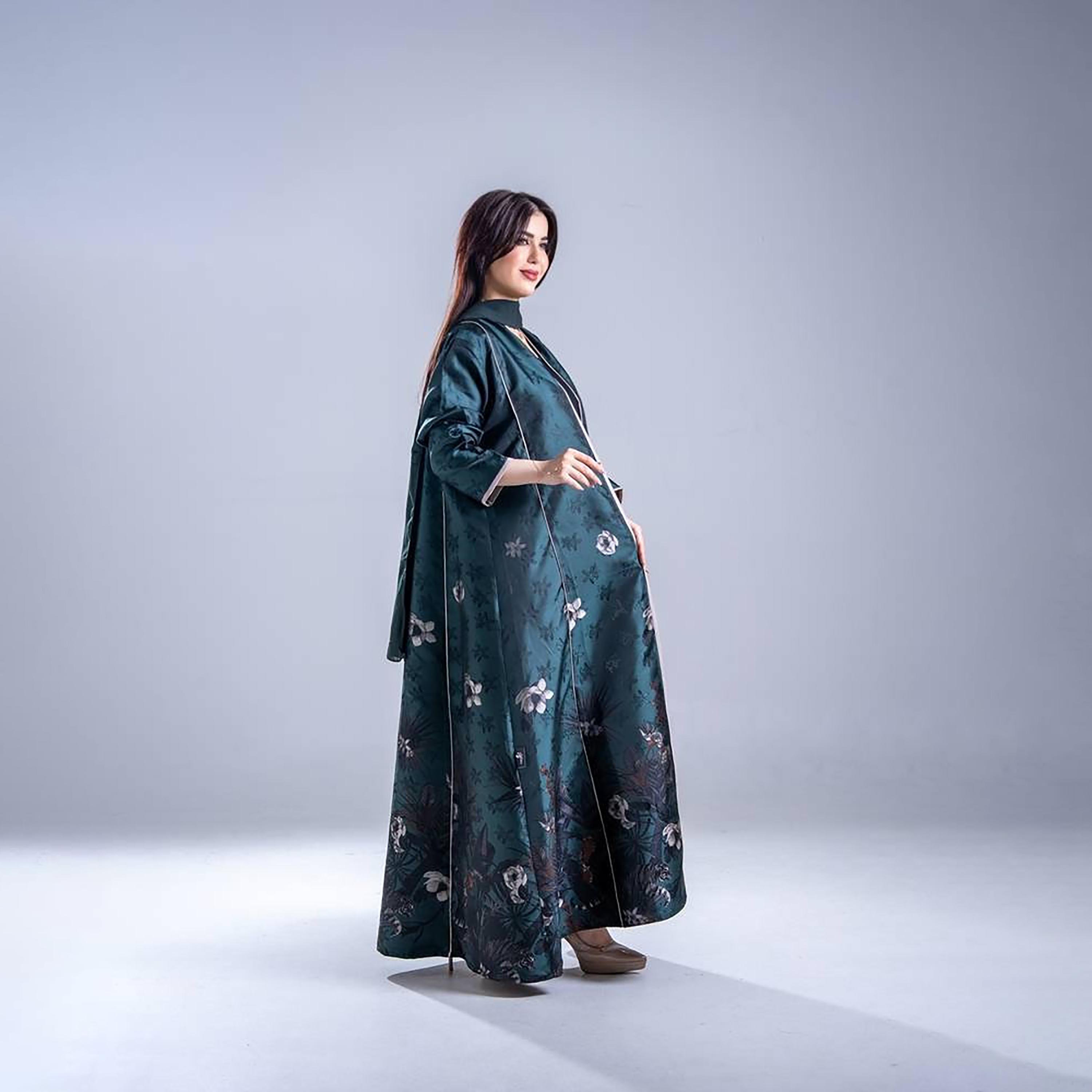 عباية كريب نسائية بطبعة زهور خضراء من إليجانت حجاب-women-arabicclothing-abayas-image-3