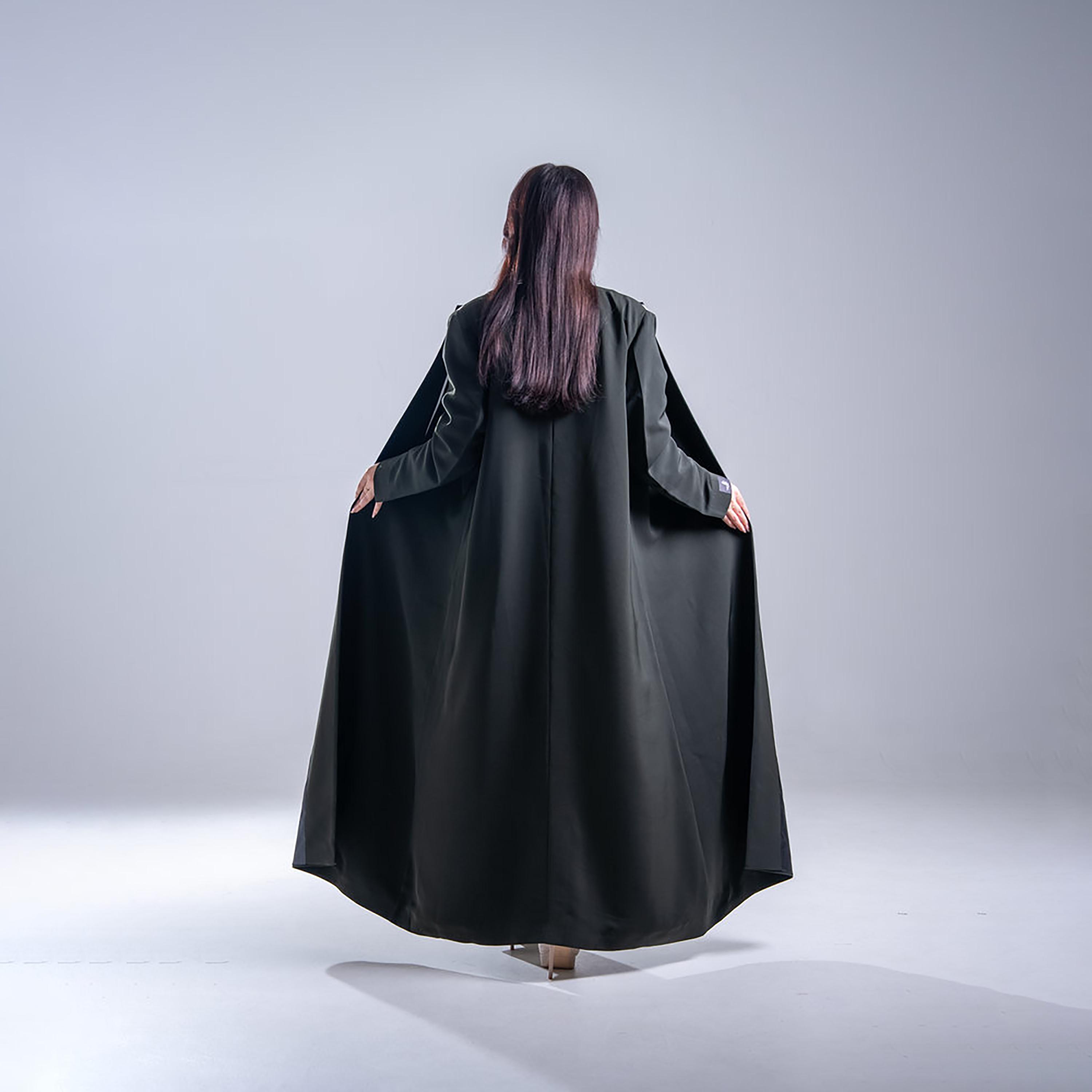 عباية كريب نسائية بقصة نصف كلوش مع تفاصيل تحديد متباينة من إليجانت حجاب-women-arabicclothing-abayas-image-5