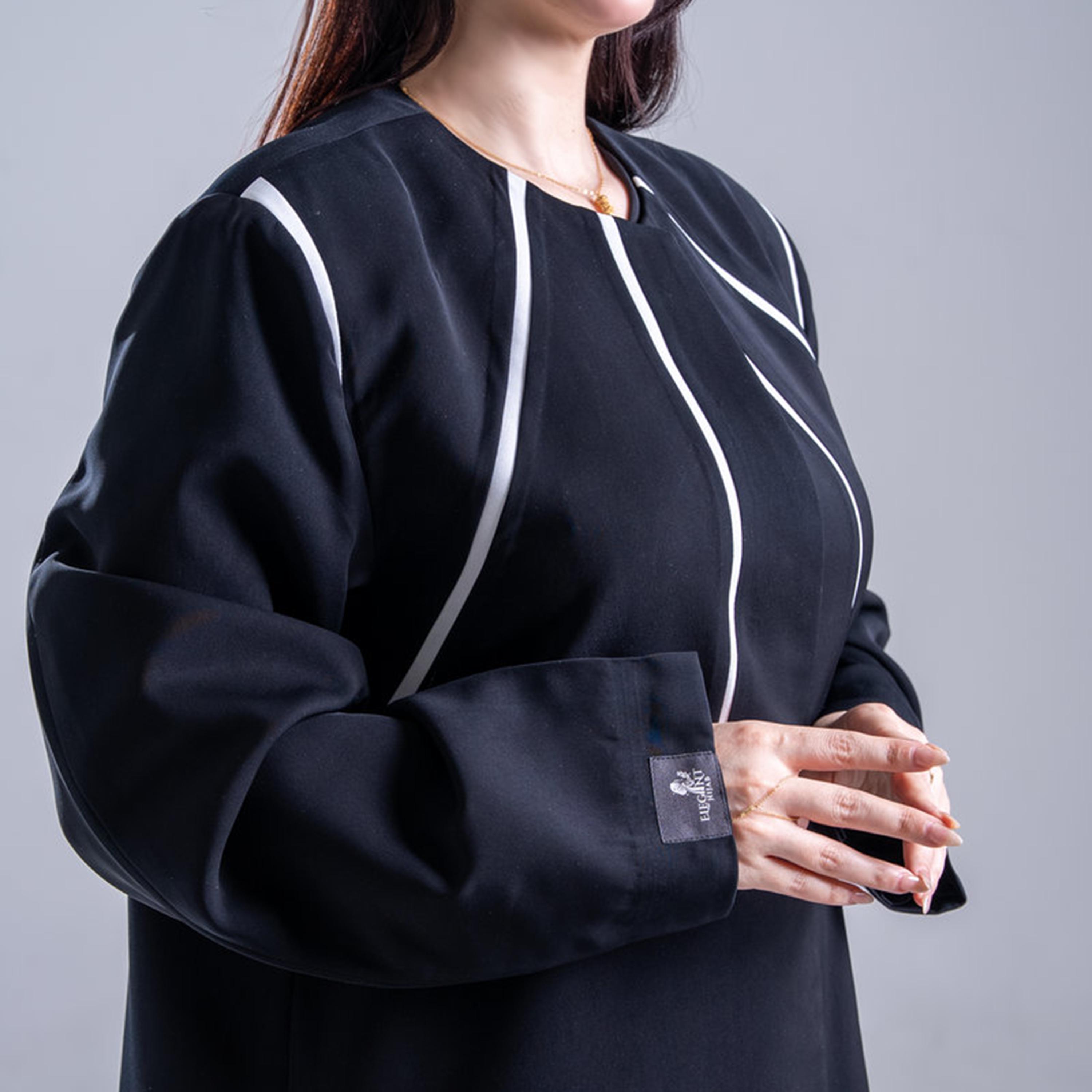 عباية كريب نسائية بقصة نصف كلوش مع تفاصيل تحديد متباينة من إليجانت حجاب-women-arabicclothing-abayas-image-3