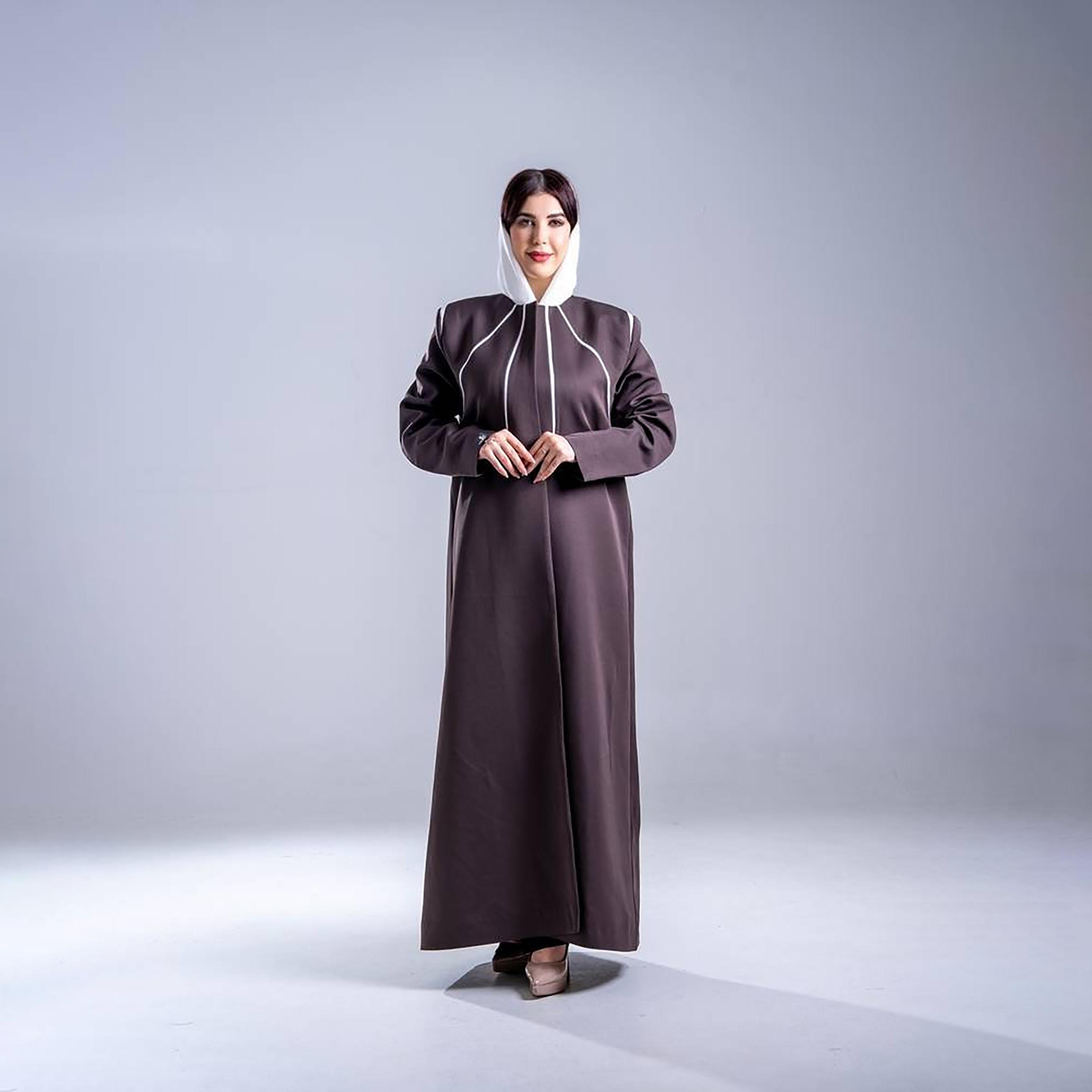 عباية كريب نسائية بقصة نصف كلوش مع تفاصيل تحديد متباينة من إليجانت حجاب-women-arabicclothing-abayas-image-1