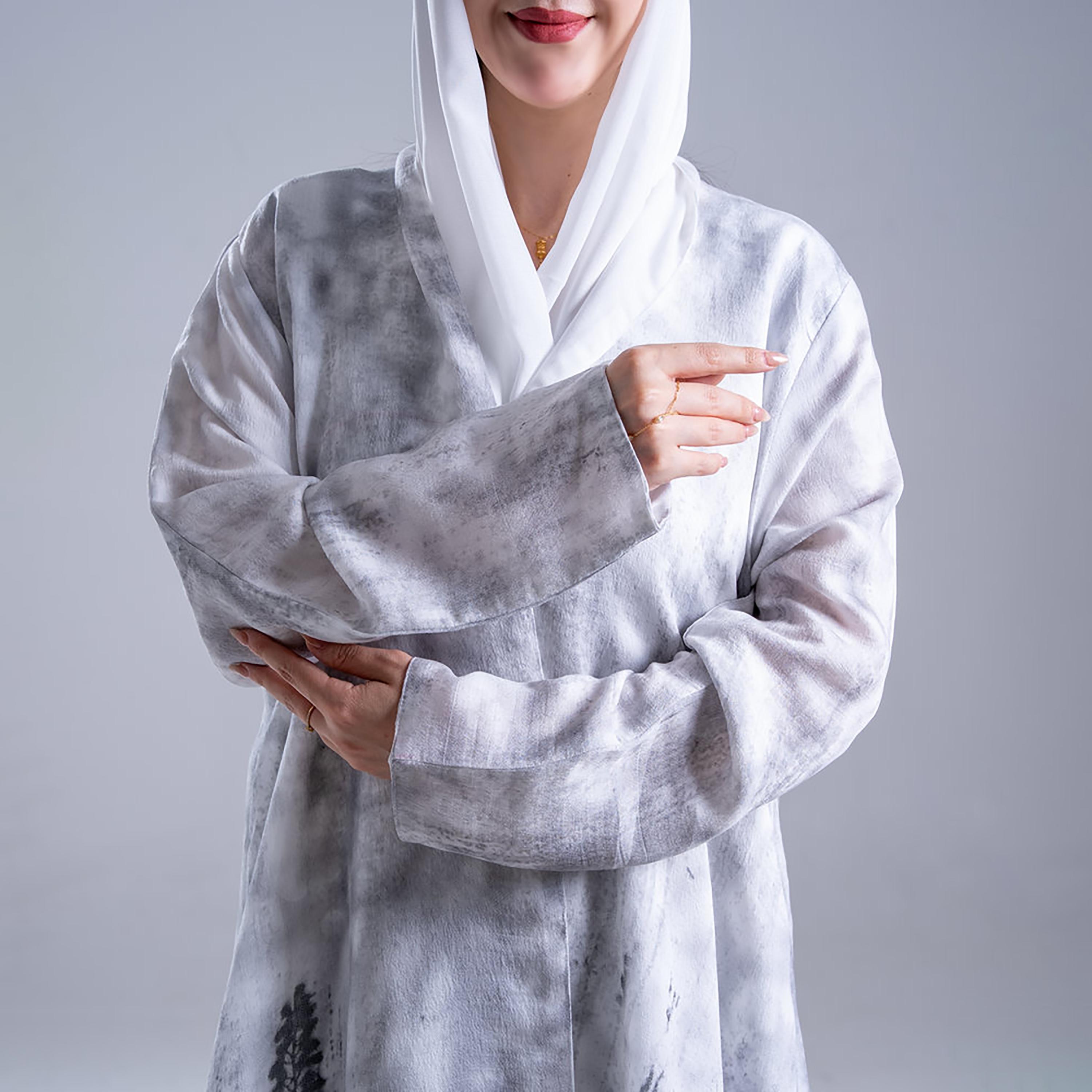 عباية كريب نسائية بقصة نصف كلوش واسعة بطبعة تجريدية مع حجاب من إليجانت حجاب-women-arabicclothing-abayas-image-3