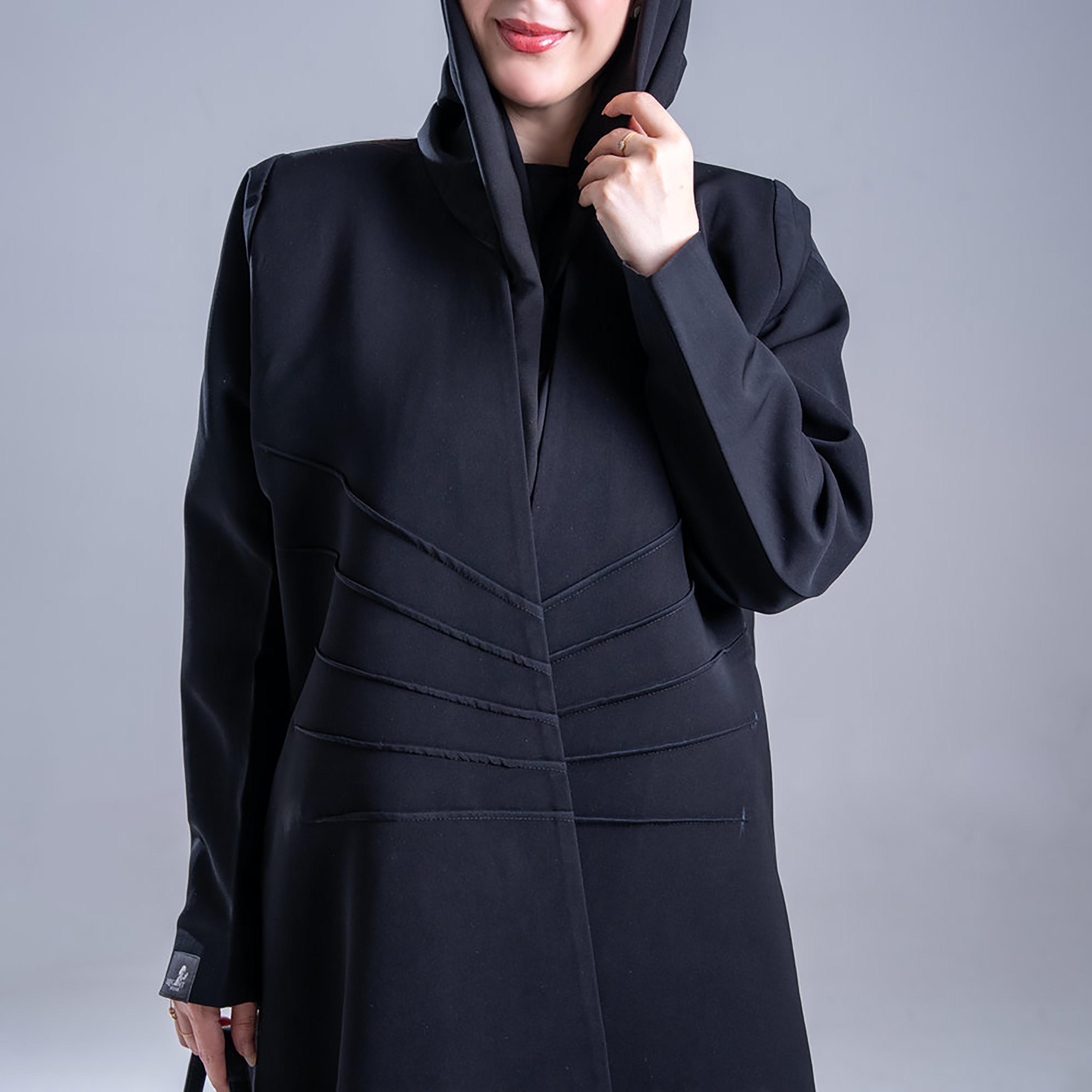 عباية كريب نسائية بقصة نصف كلوش مع تفاصيل خياطة بارزة وحجاب من إليجانت حجاب-women-arabicclothing-abayas-image-3