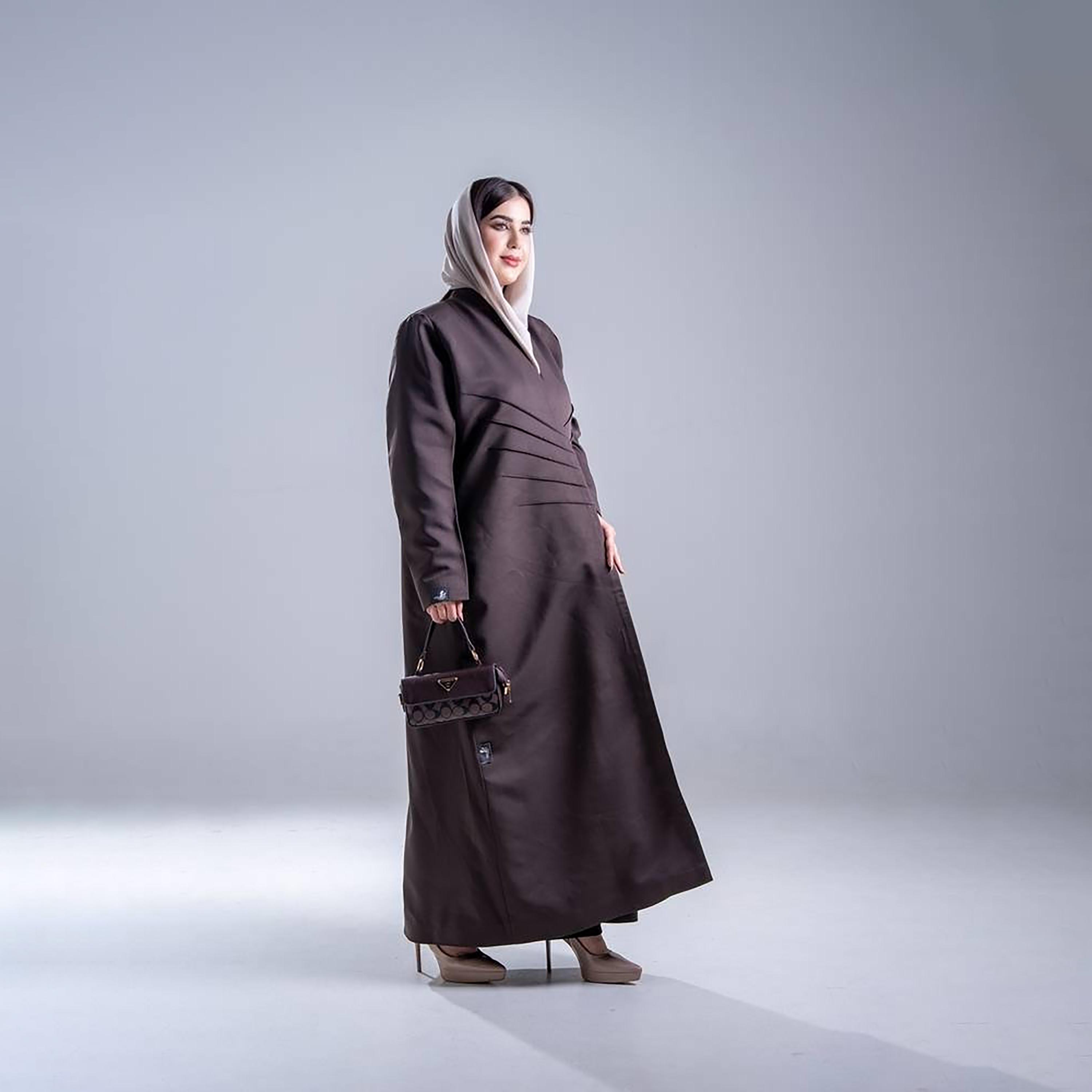 Elegant Hijab Seam Detailed Crepe Women's Half Cloche Abaya with Hijab-women-arabicclothing-abayas-image-4