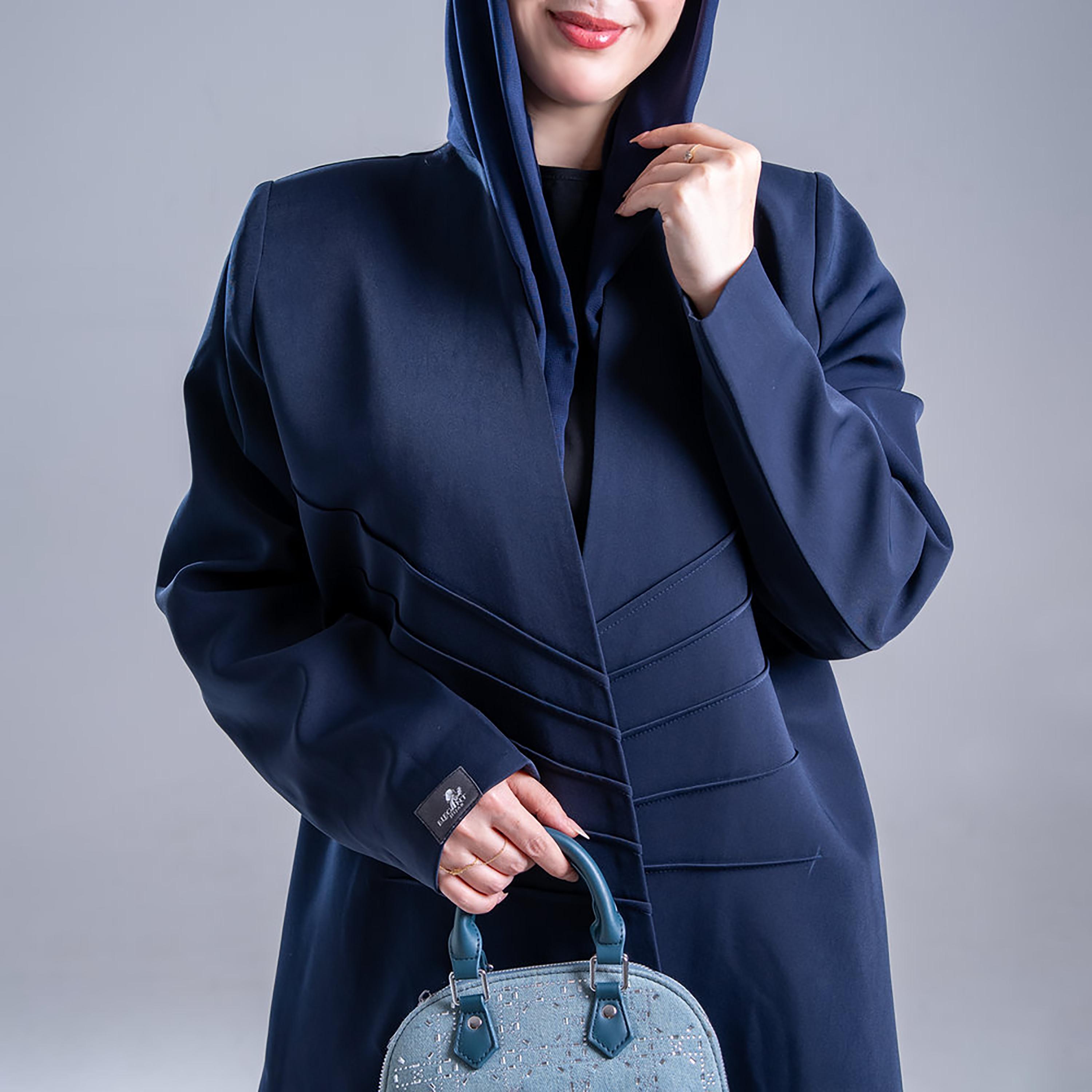 عباية كريب نسائية بقصة نصف كلوش مع تفاصيل خياطة بارزة وحجاب من إليجانت حجاب-women-arabicclothing-abayas-image-3