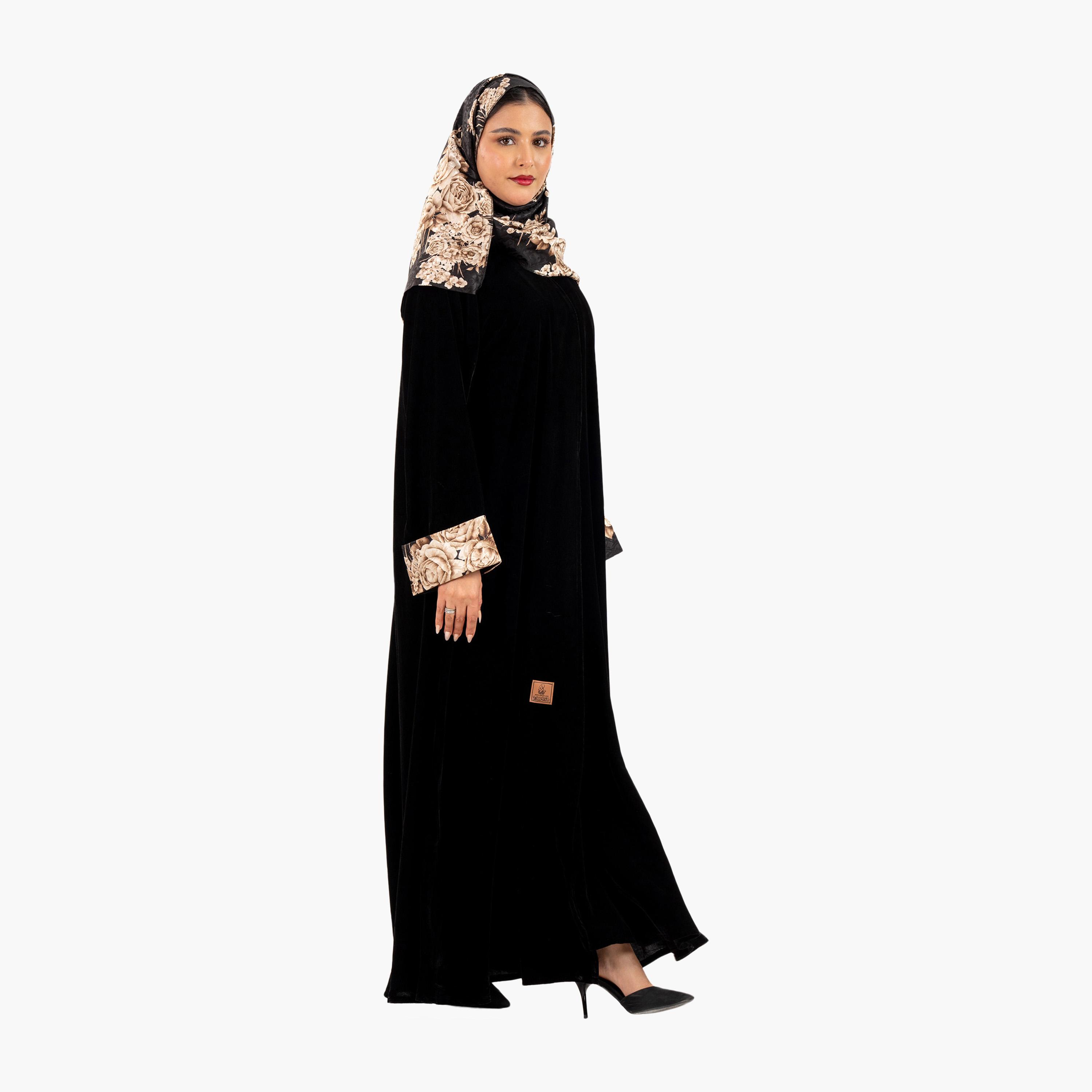 عباية نسائية سوداء مزينة بنقشة زهور وأكمام طويلة مع حجاب من زاهية-women-arabicclothing-abayas-image-3