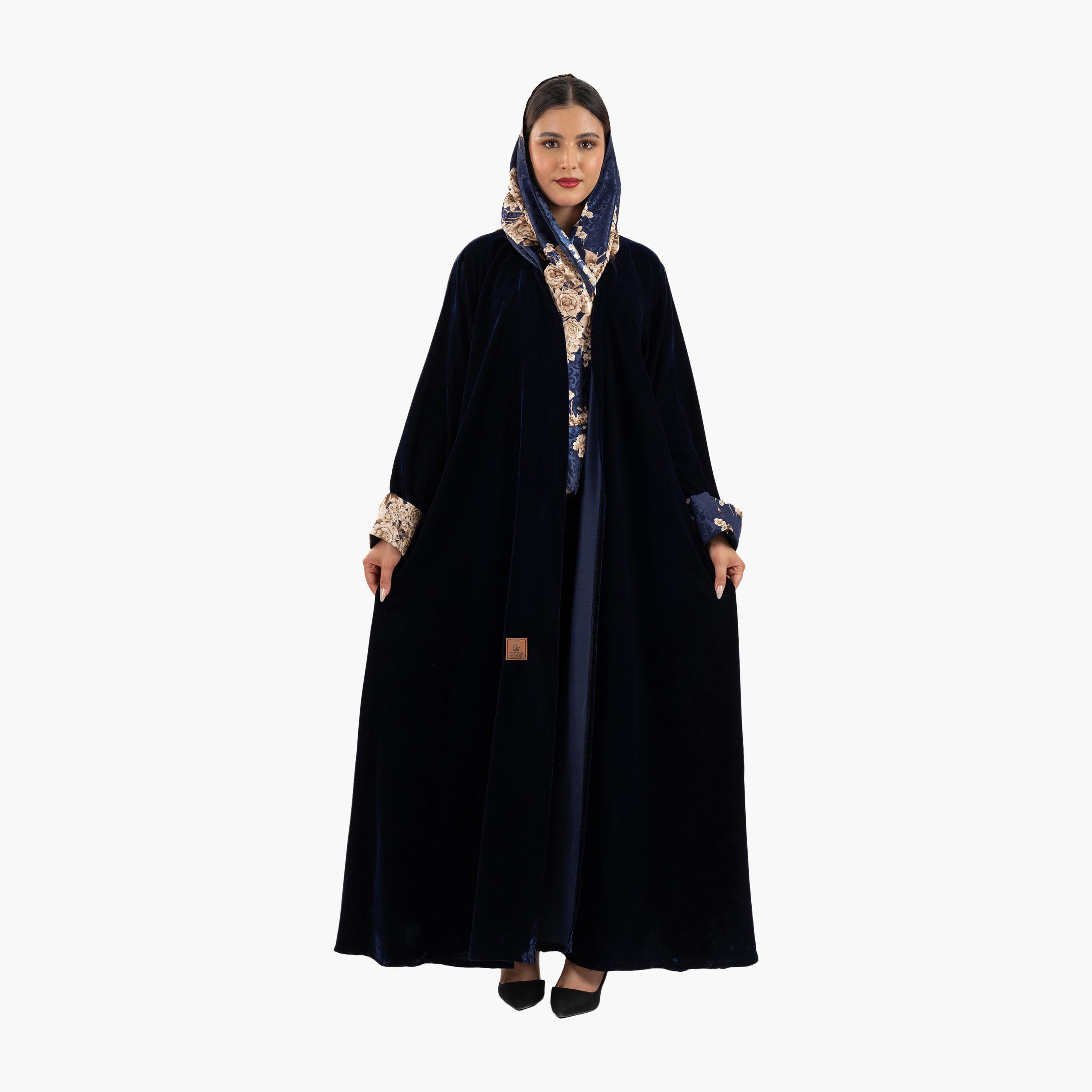 عباية نسائية سوداء مزينة بنقشة زهور وأكمام طويلة مع حجاب من زاهية-women-arabicclothing-abayas-image-1