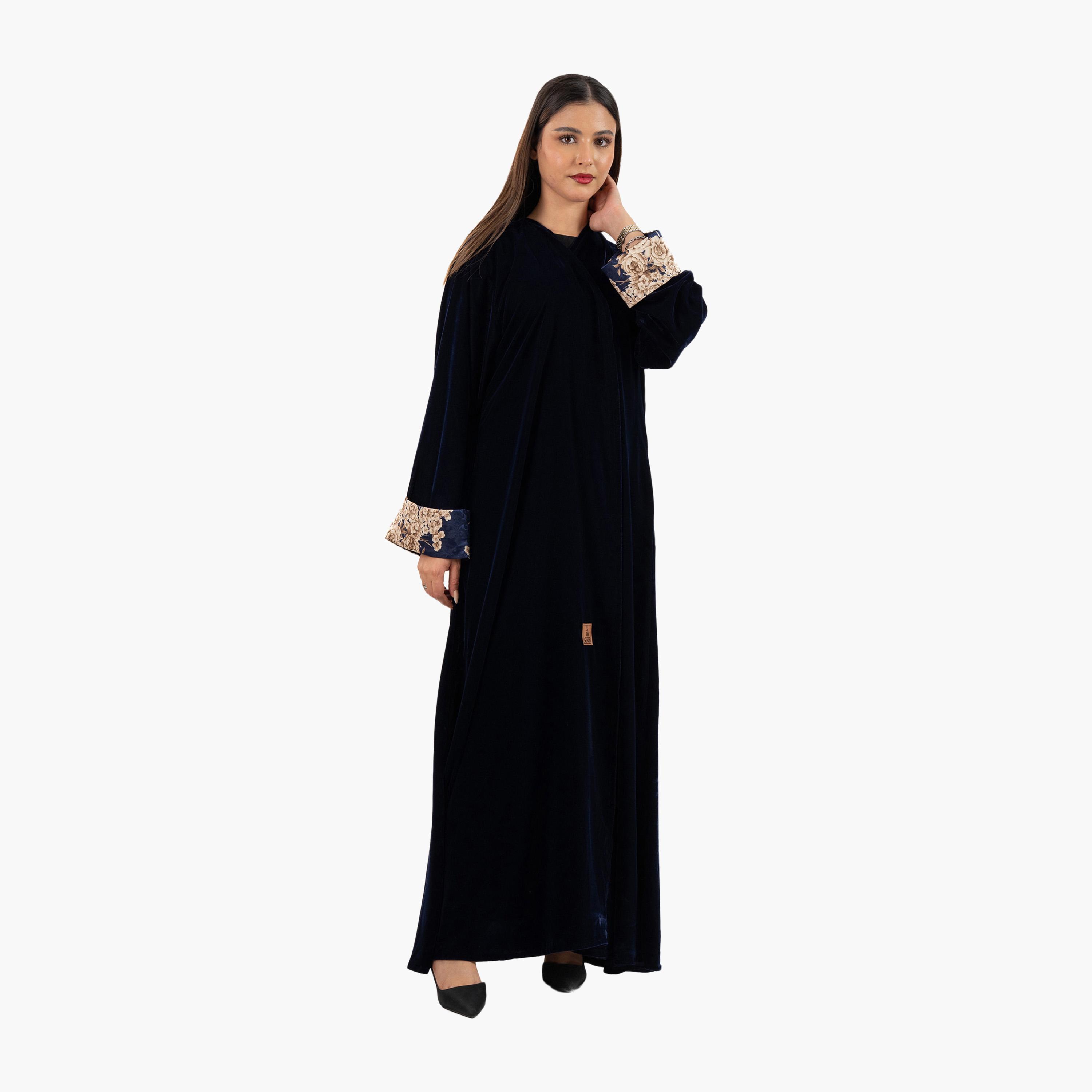 عباية نسائية سوداء مزينة بنقشة زهور وأكمام طويلة مع حجاب من زاهية-women-arabicclothing-abayas-image-4