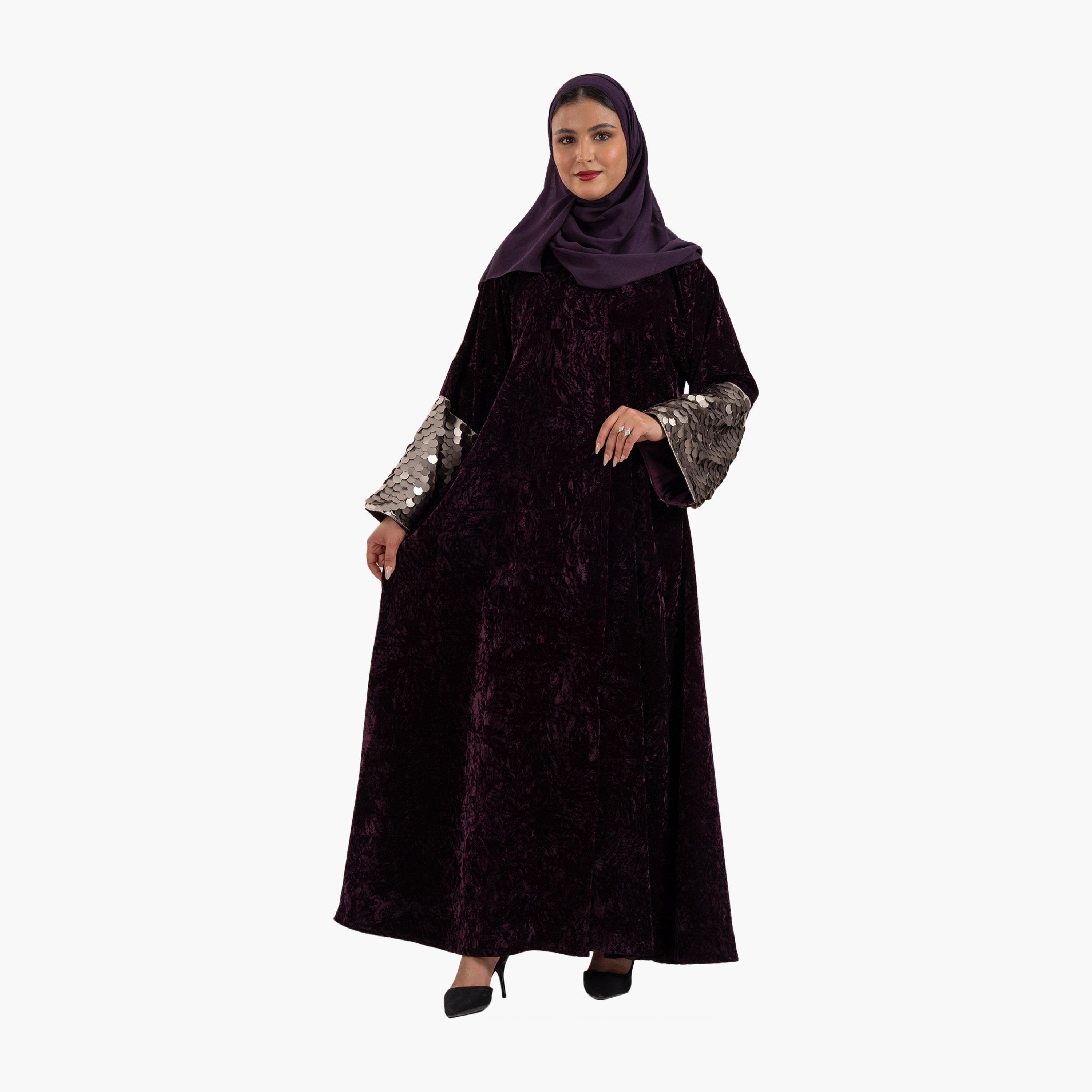 عباية سهرة نسائية باللون الأرجواني بأكمام واسعة ومزينة بالترتر مع الحجاب من زاهية-women-arabicclothing-abayas-image-2