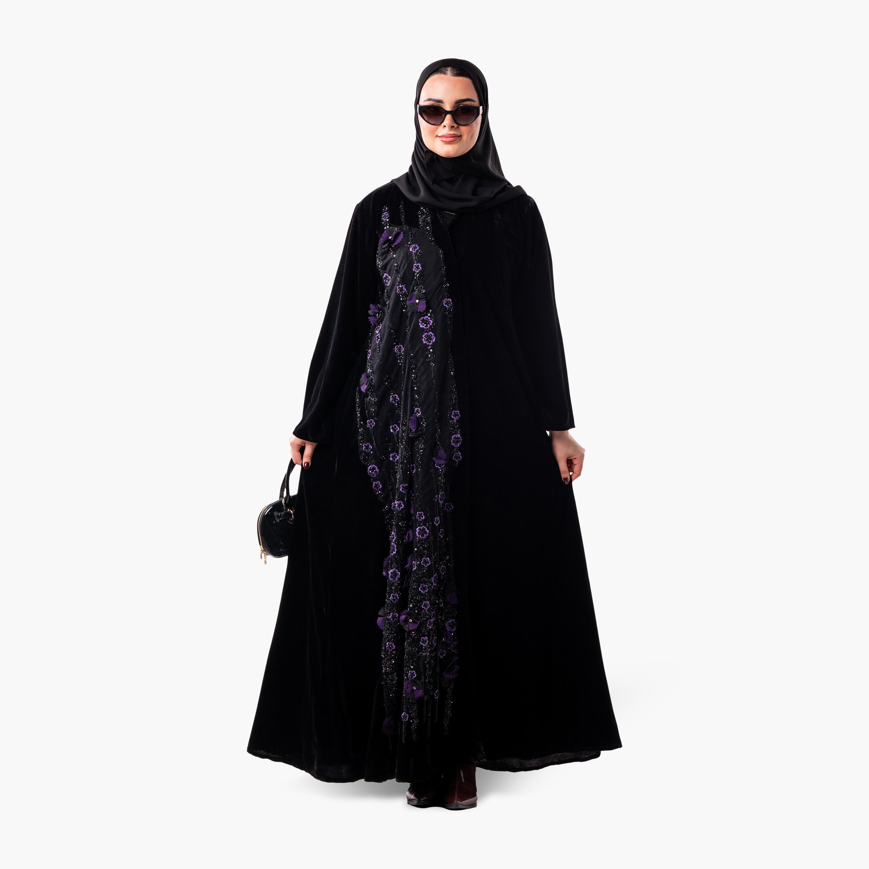 عباية سهرة نسائية مخملية بقصة واسعة ومطرزة ومزينة بالخرز مع حجاب من زاهية - أسود-women-arabicclothing-abayas-image-2