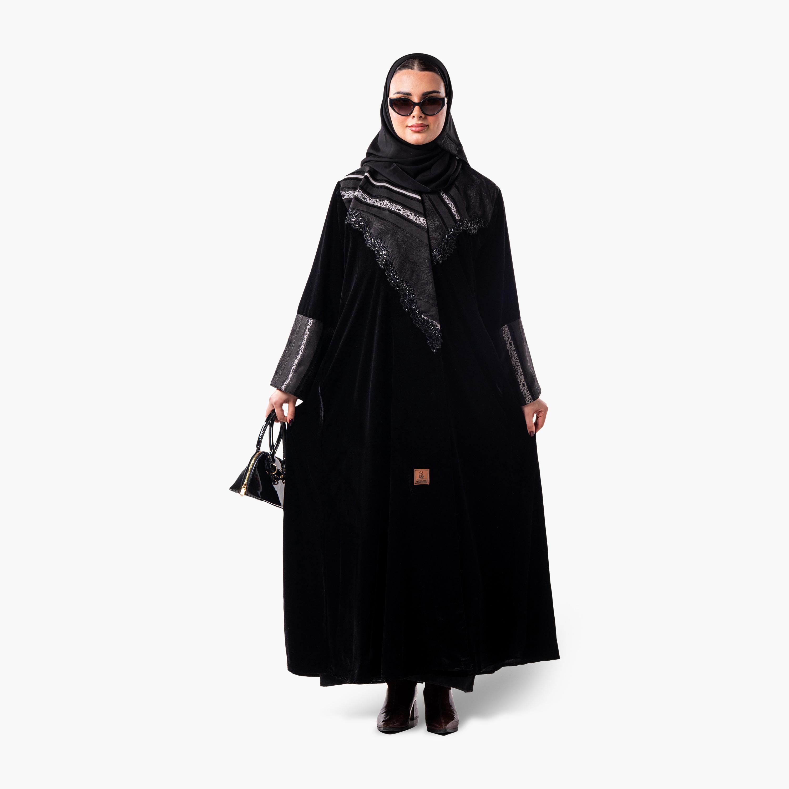 عباية نسائية مطرزة ومزينة بالخرز مع أكمام بلونين وحجاب من زاهية - أسود-women-arabicclothing-abayas-image-3