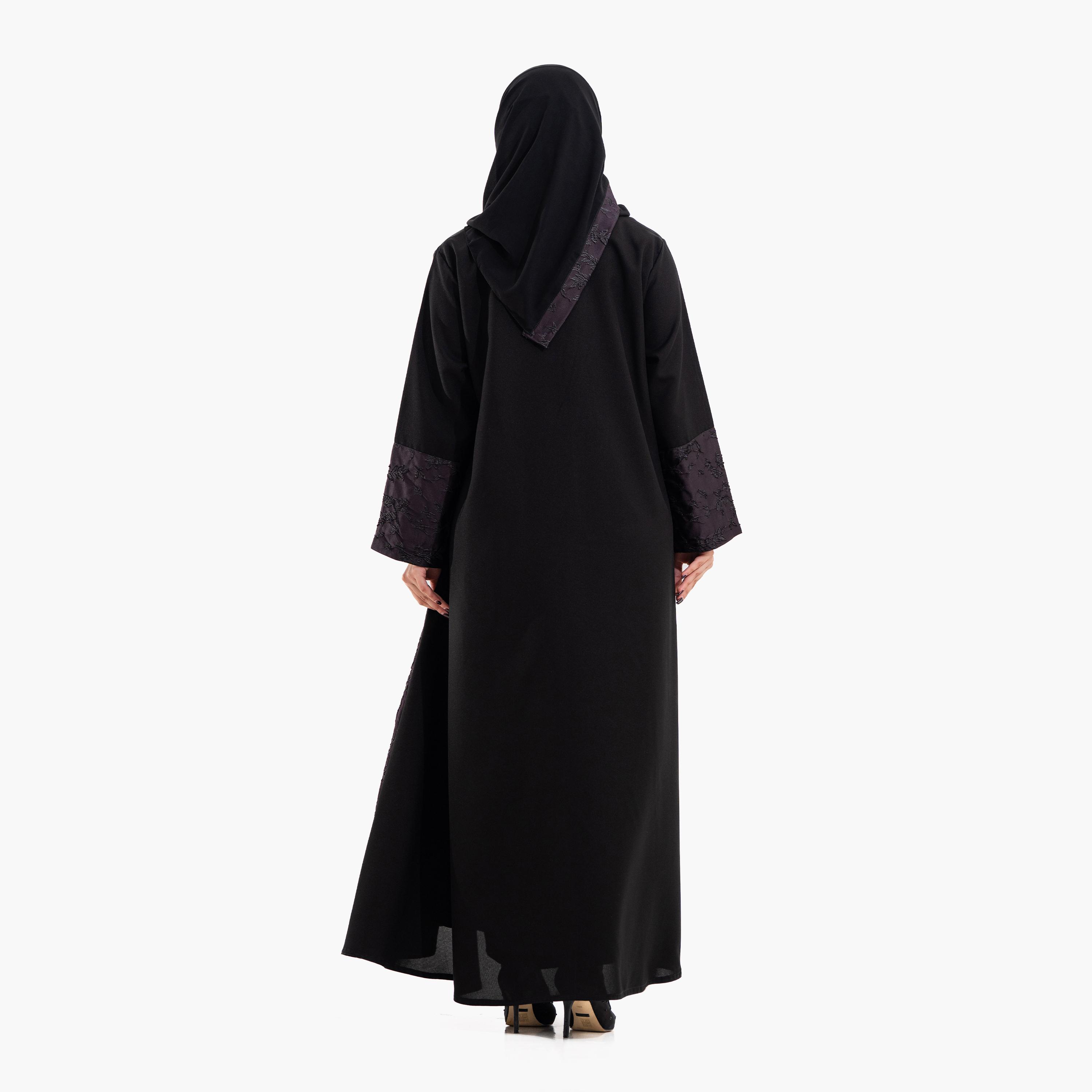عباية سهرة نسائية بياقة "لابل ديوال توند" وأساور "كونتراست" مطرزة مع حجاب - أسود من زاهية-women-arabicclothing-abayas-image-7