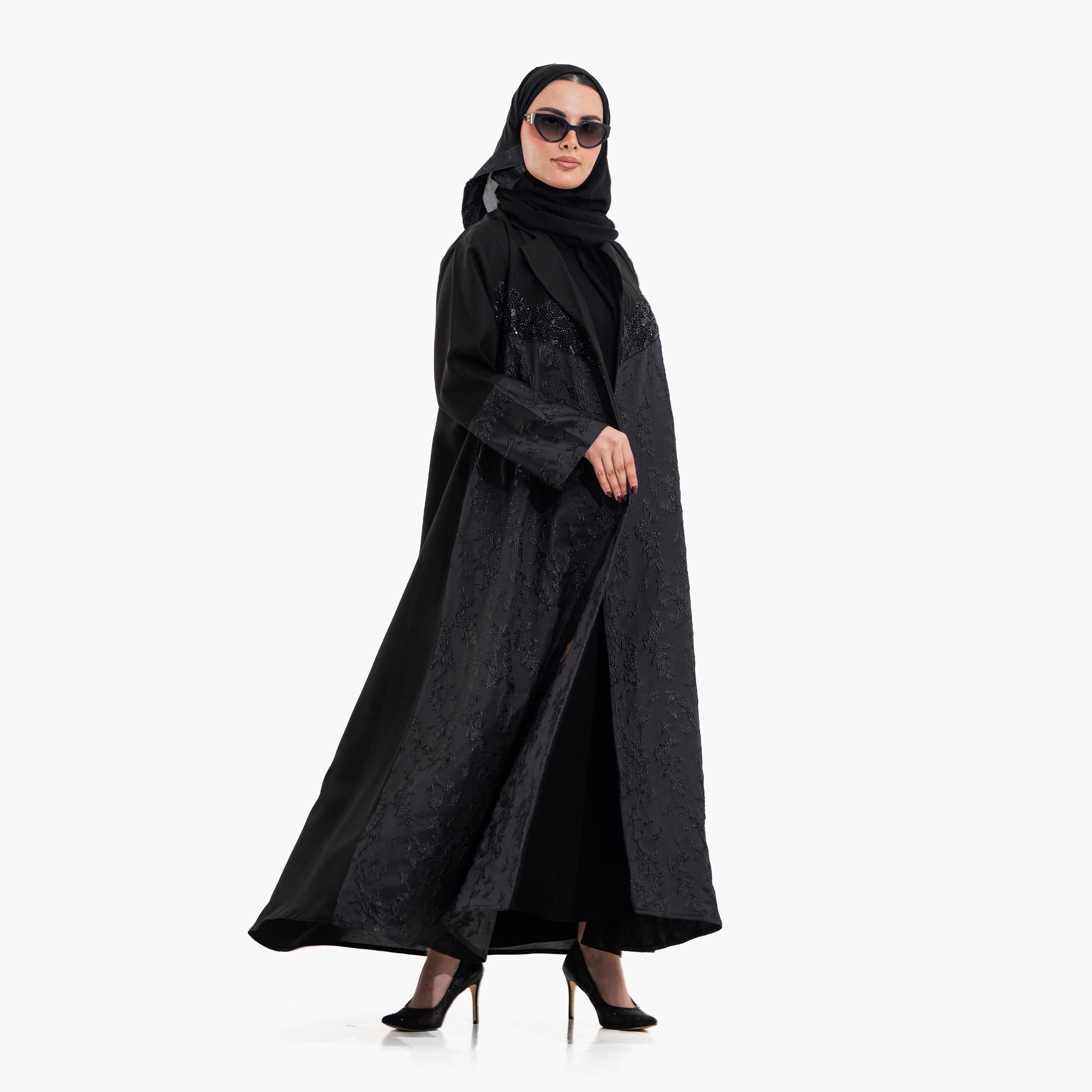 عباية سهرة نسائية بياقة "لابل ديوال توند" وأكمام "وايد كف" مطرزة مع حجاب - أسود من زاهية-women-arabicclothing-abayas-image-5