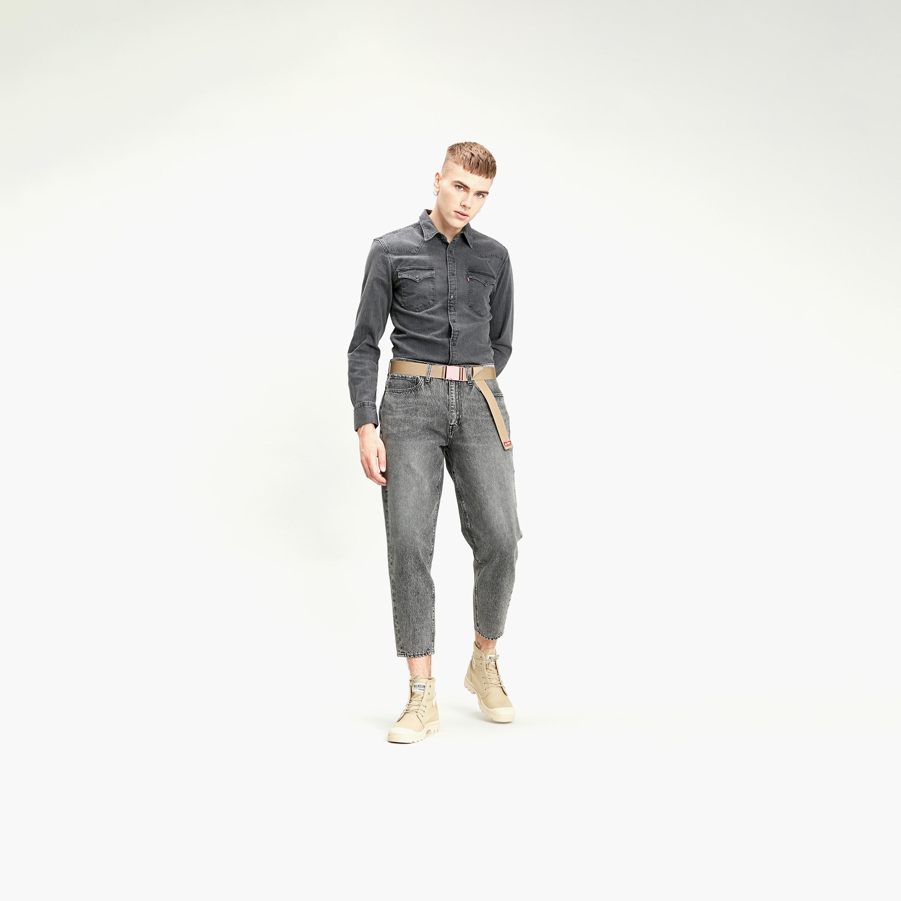 حزام رجالي بيج منقوش من ليفايز-men-beltsandwallets-belts-image-4