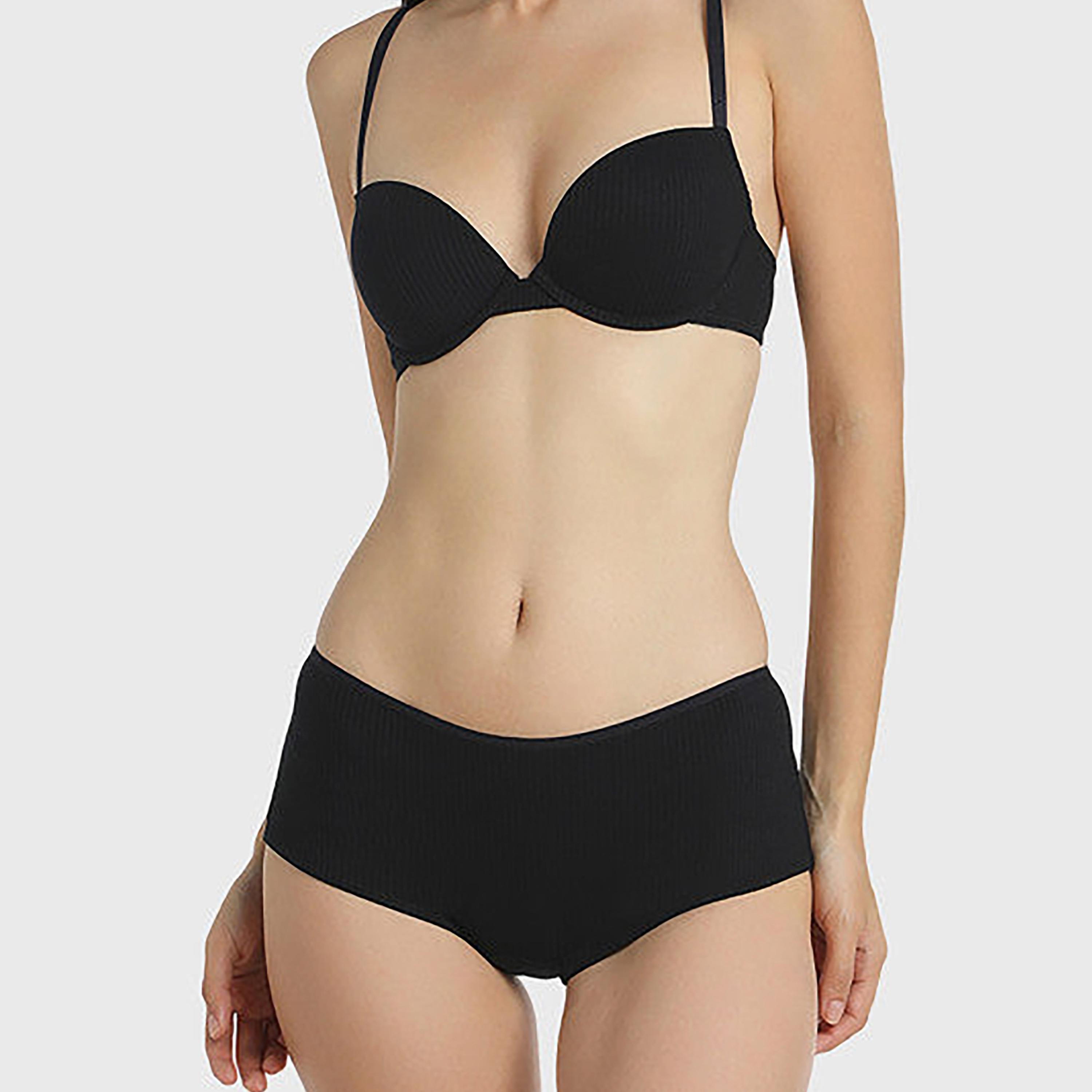 تغطية كاملة لمجلة لا سينزا: سراويل داخلية قصيرة للنساء السود الأنيقة-women-clothing-lingerie-panties-image-1