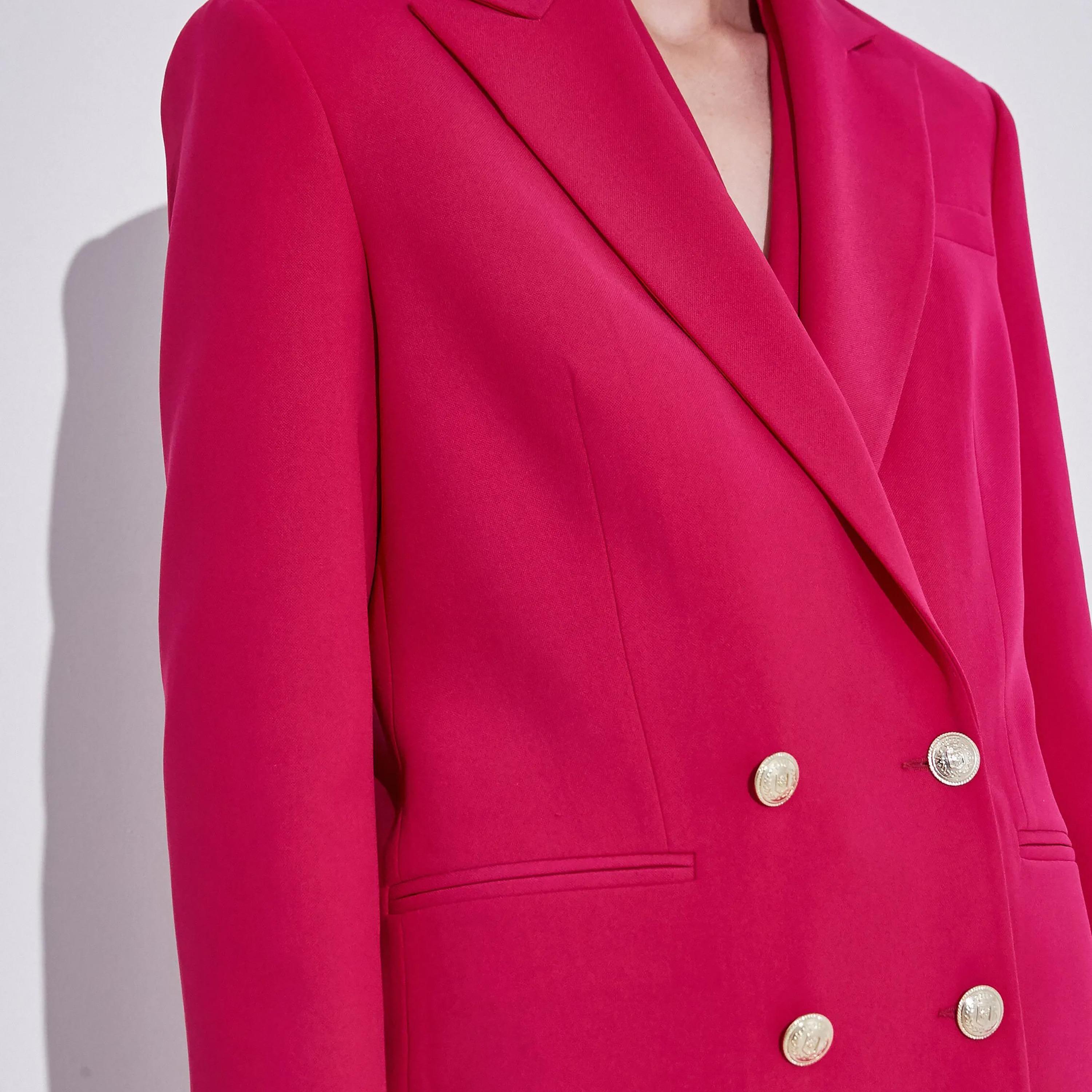 بليزر نسائي مزدوج الصدر بياقة طية صدر وردية من كوتون-women-clothing-coatsandjackets-blazers-image-4