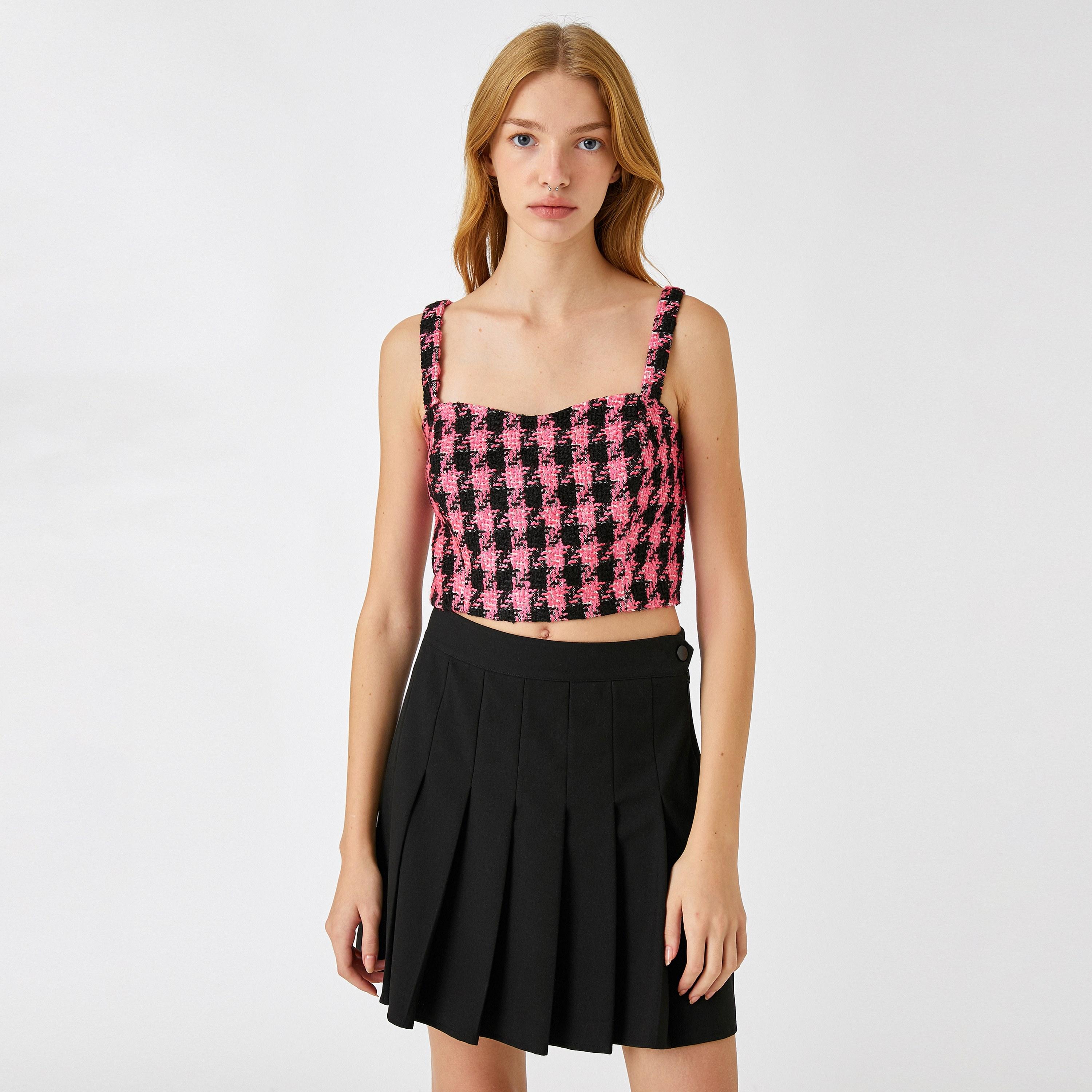 بلوزة نسائية تويد بلون وردي وقصة رقبة مربعة من كوتون-women-clothing-shirtsandblouses-blouses-image-1