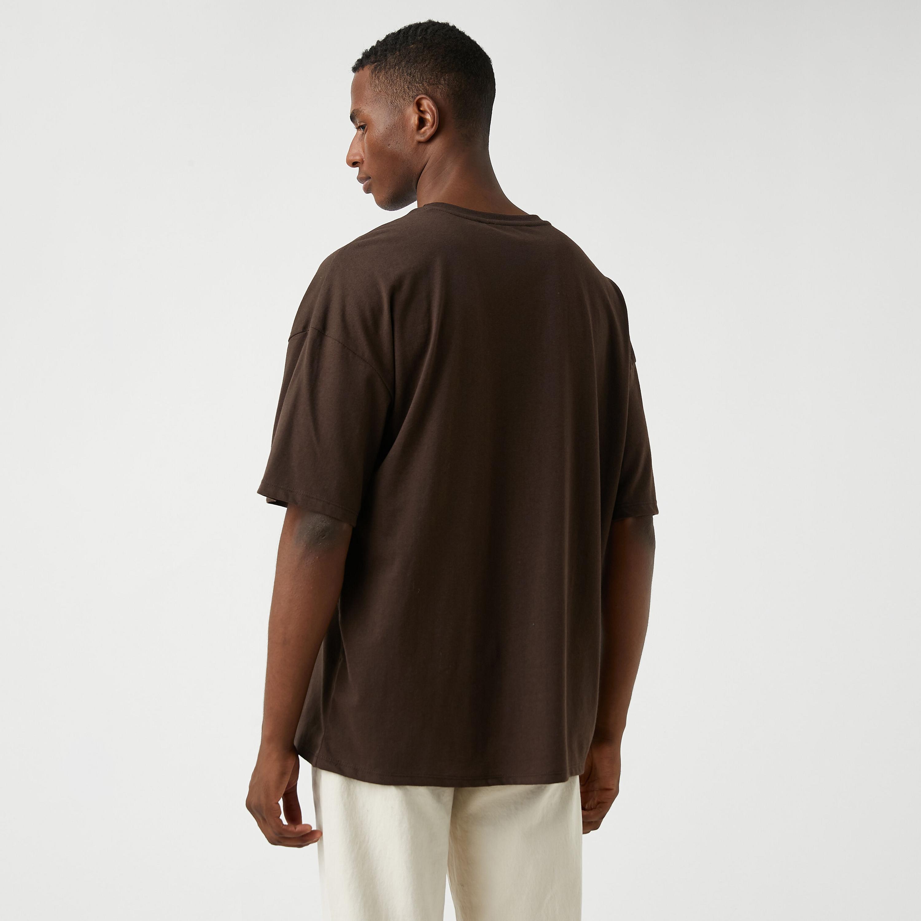 KOTON Plain Crew Neck Dropped Sleeves Men's T-Shirt-men-clothing-tshirtsandpolos-tshirts-image-4