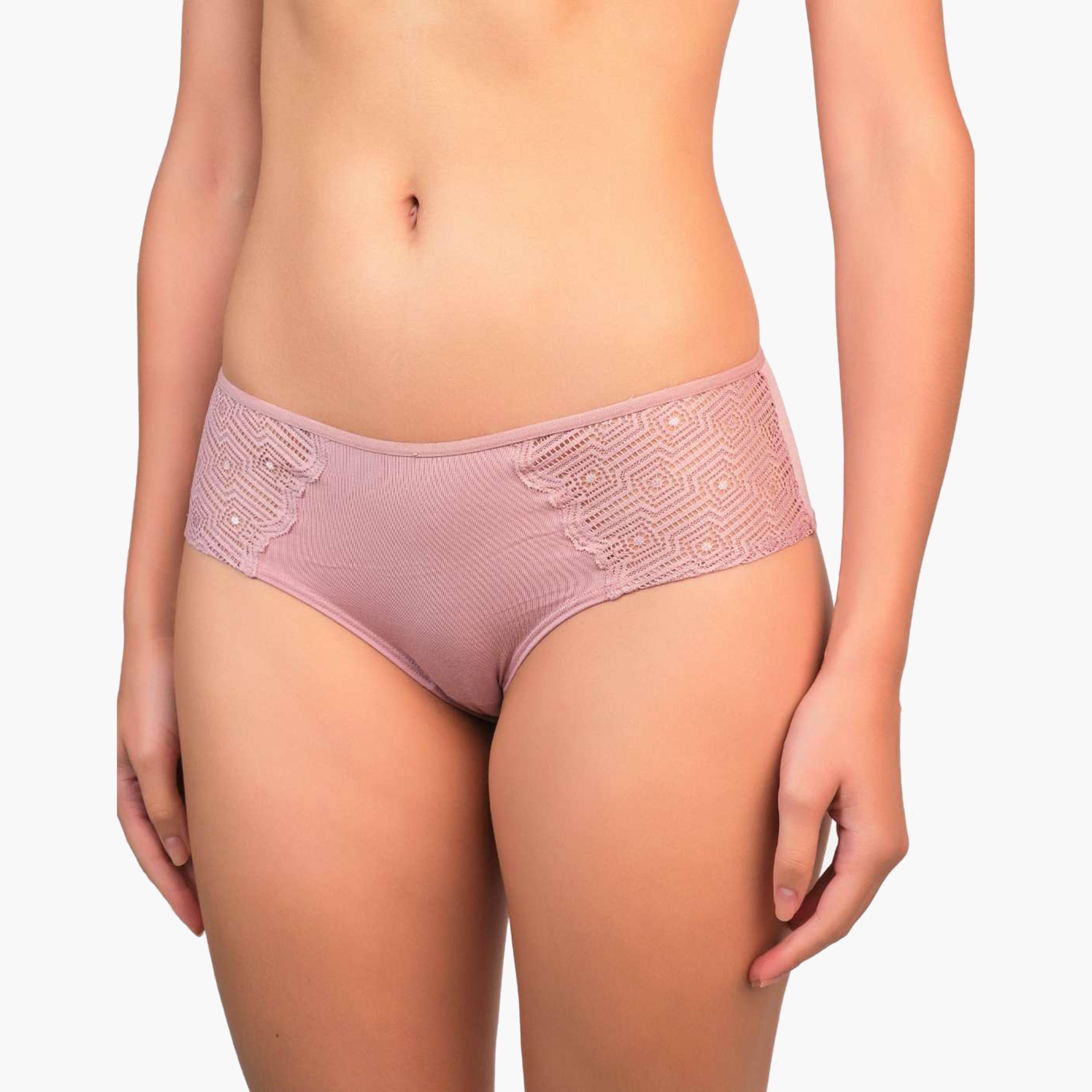 سراويل داخلية نسائية تشيكي فائقة النعومة باللون الوردي من الدانتيل بتغطية كاملة من لا سنزا-women-clothing-lingerie-panties-image-1