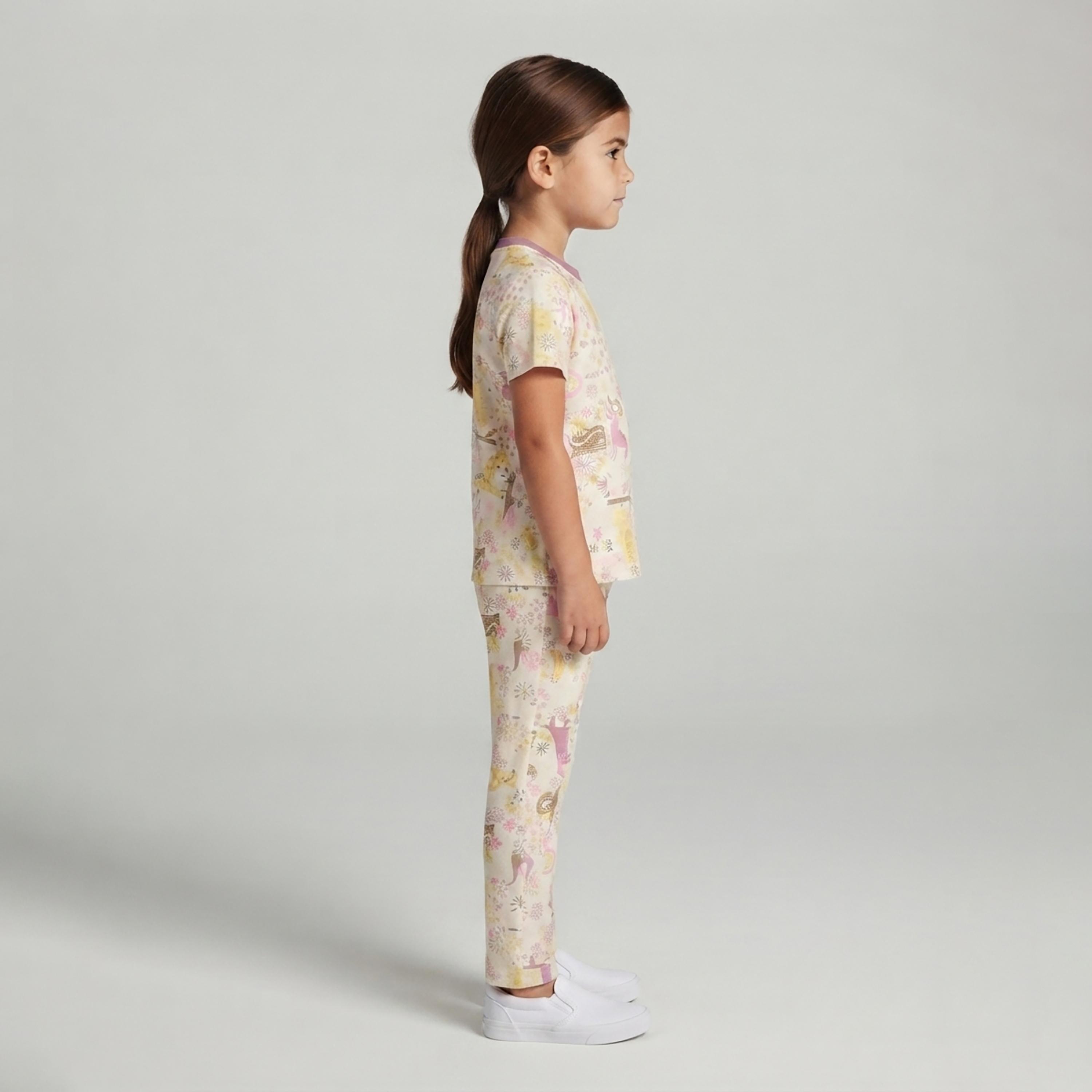 طقم تيشرت بأكمام قصيرة وبنطال بيجامة بطبعة وحيد القرن من بيبي كلو-baby-girls-clothing-setsandcoords-image-3